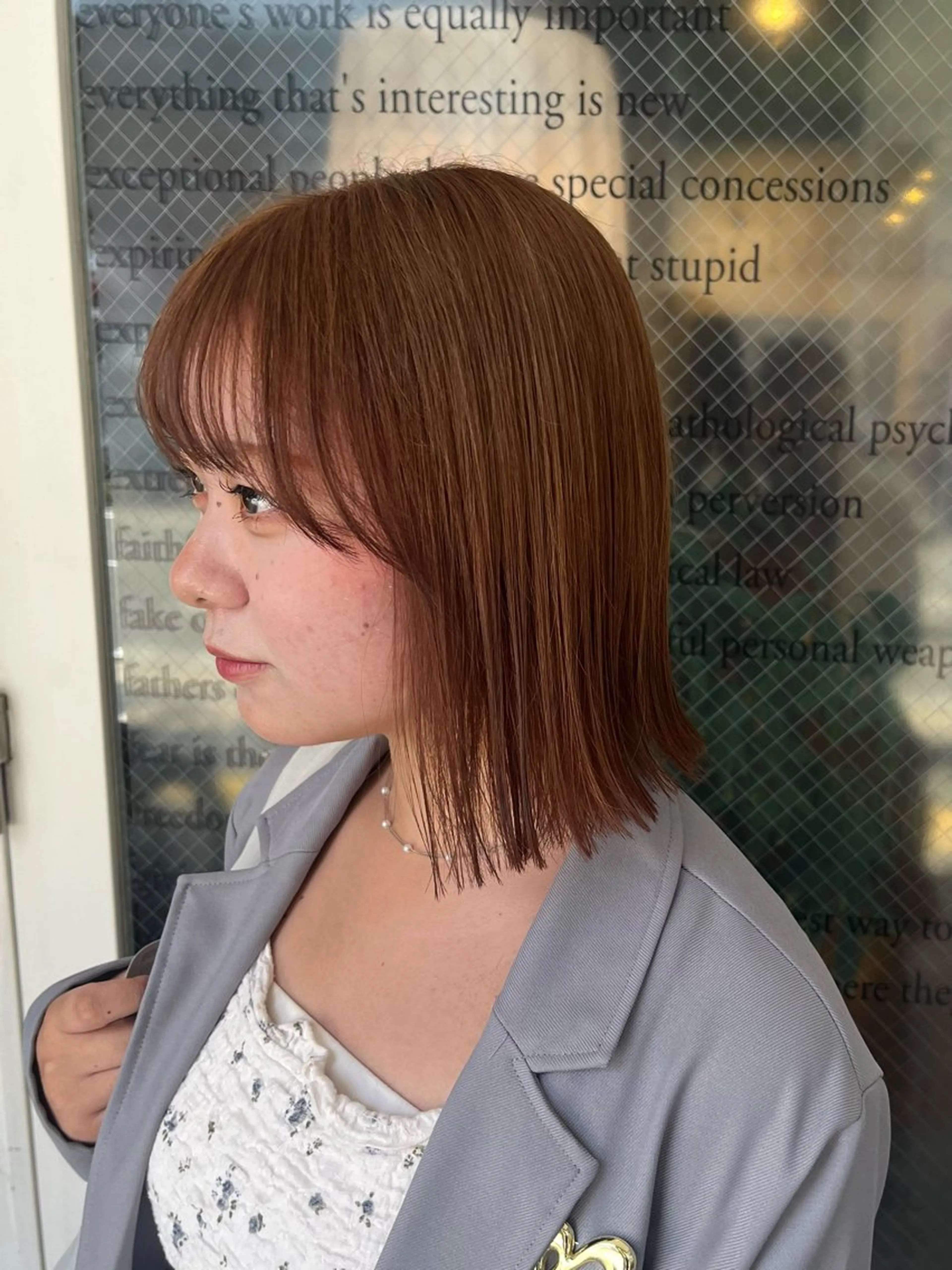 ショート 切りっぱなしボブ ボブ カット みわ/博多 ブリーチ/メンズヘアのヘアスタイル