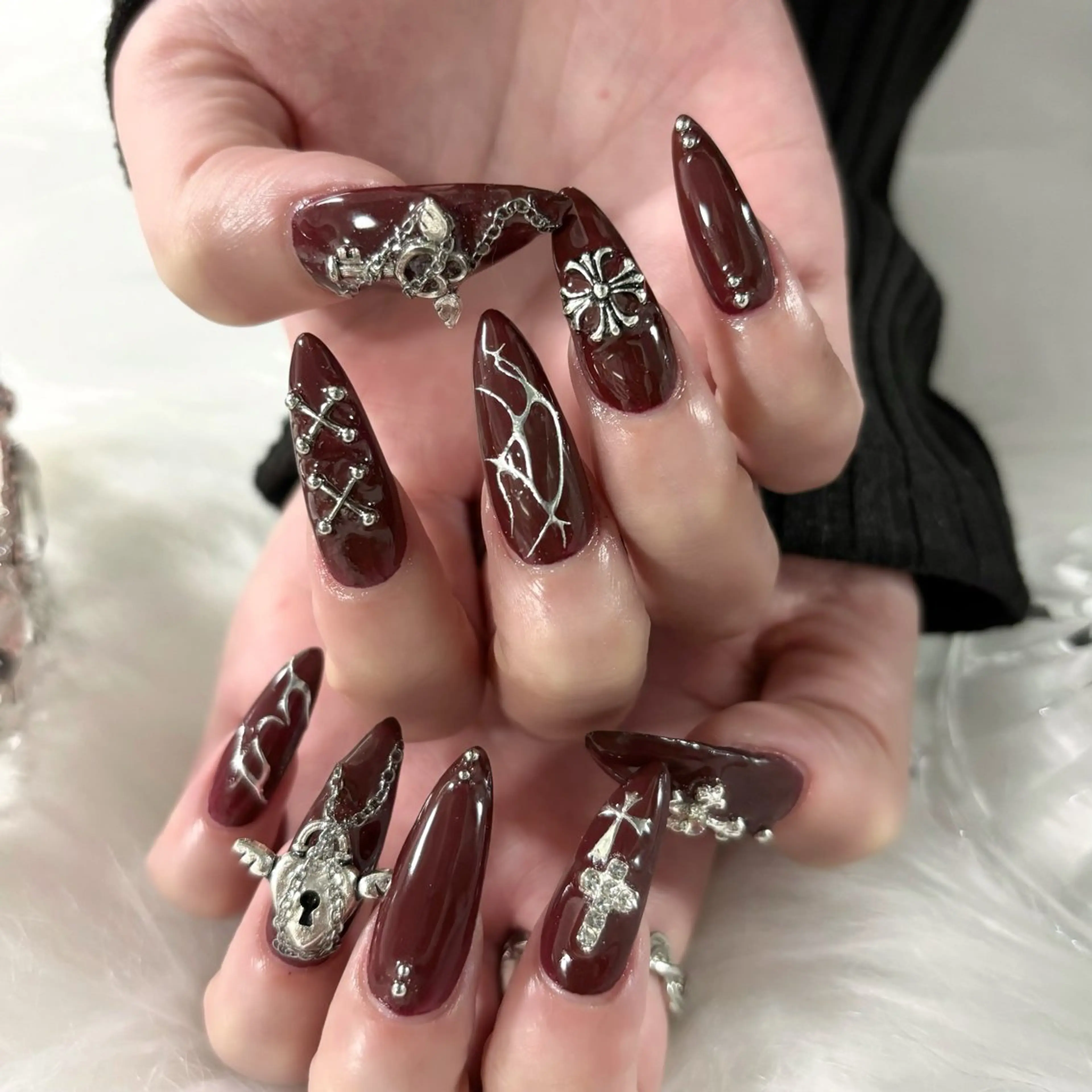 ネイル vesper所属・Vesper miuのネイルデザイン