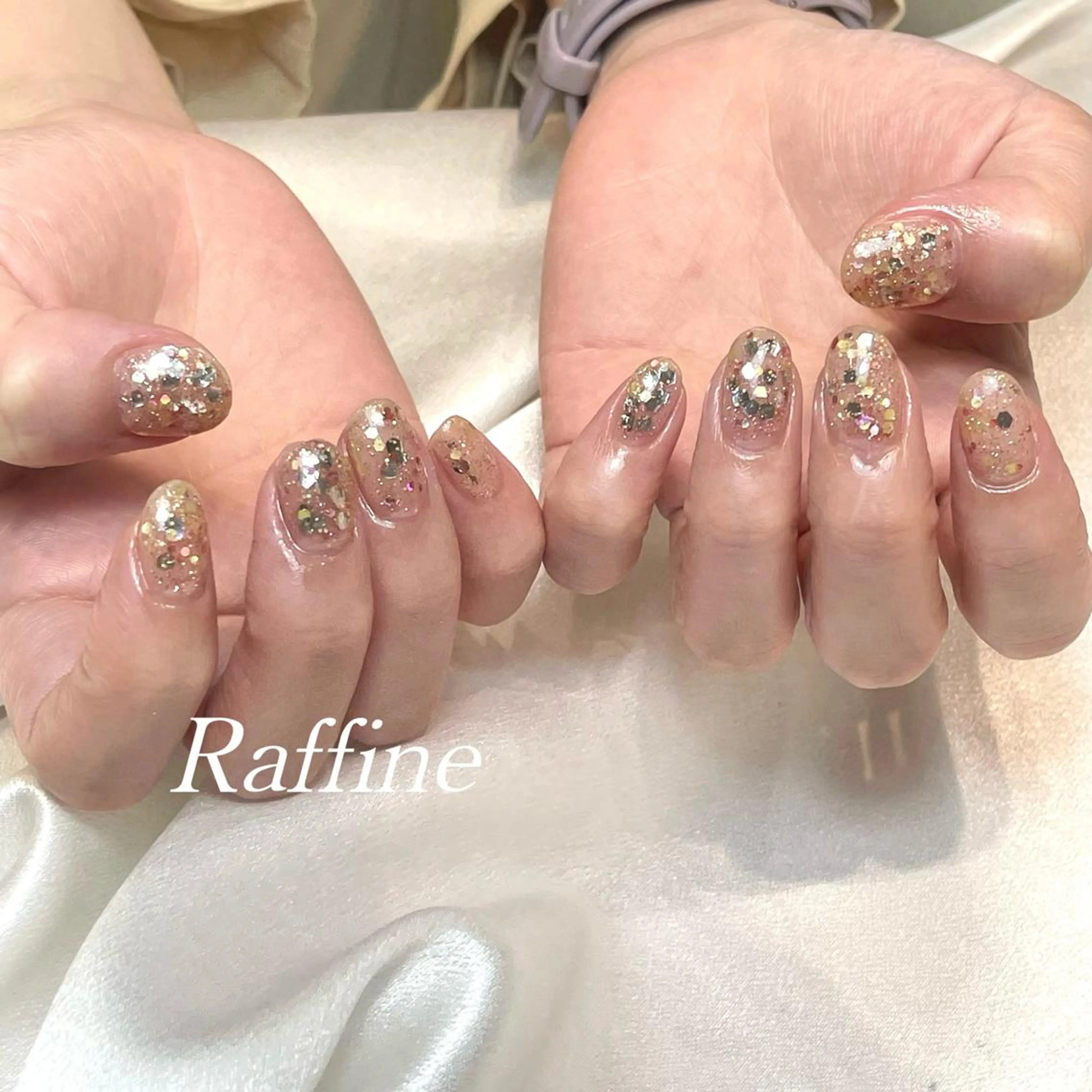 ネイル RAFFINE 月🦋🩵のネイルデザイン
