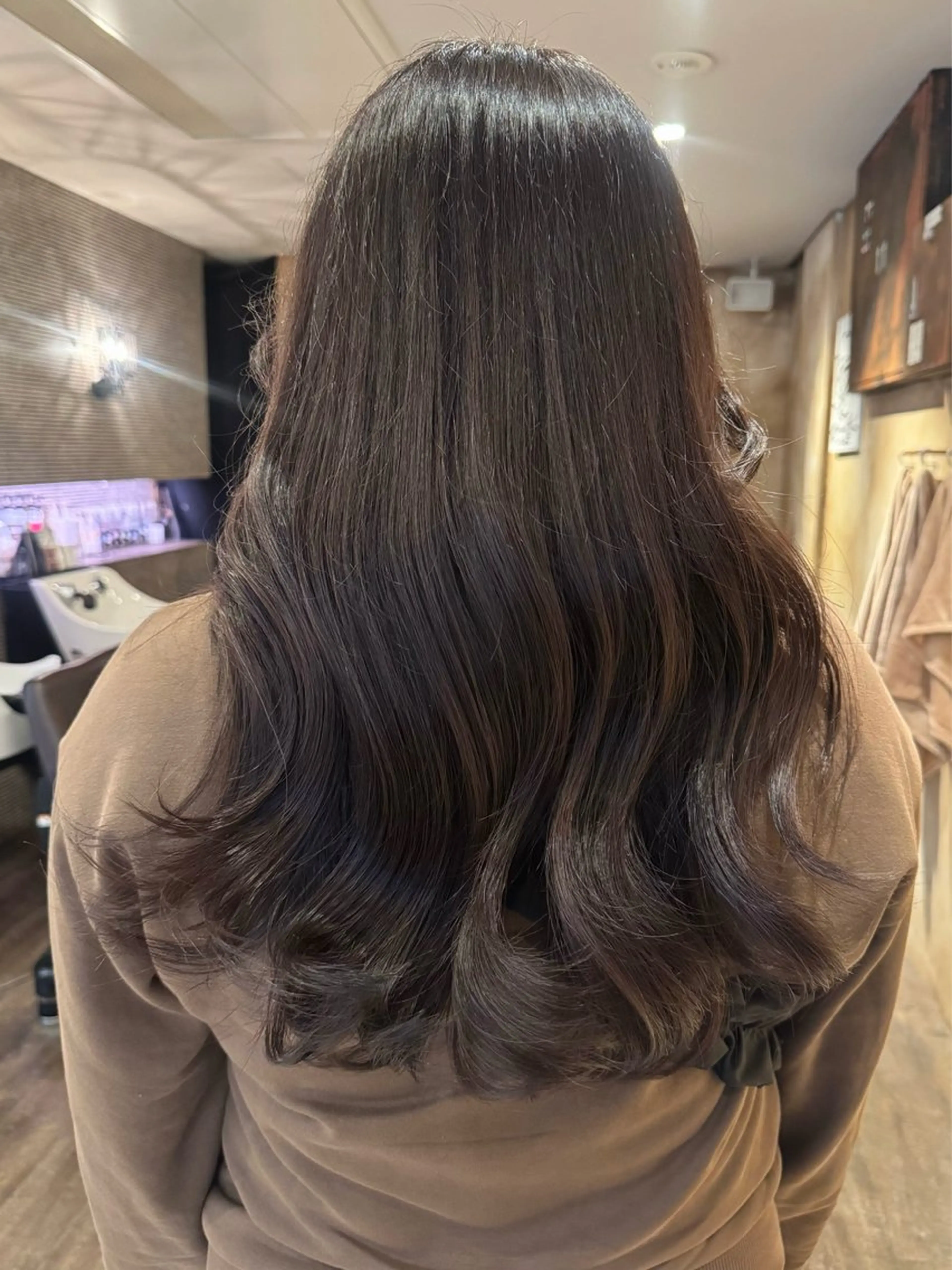 ロング カラー 透明感カラー ヘアカラー lot Karen / 心斎橋のヘアスタイル