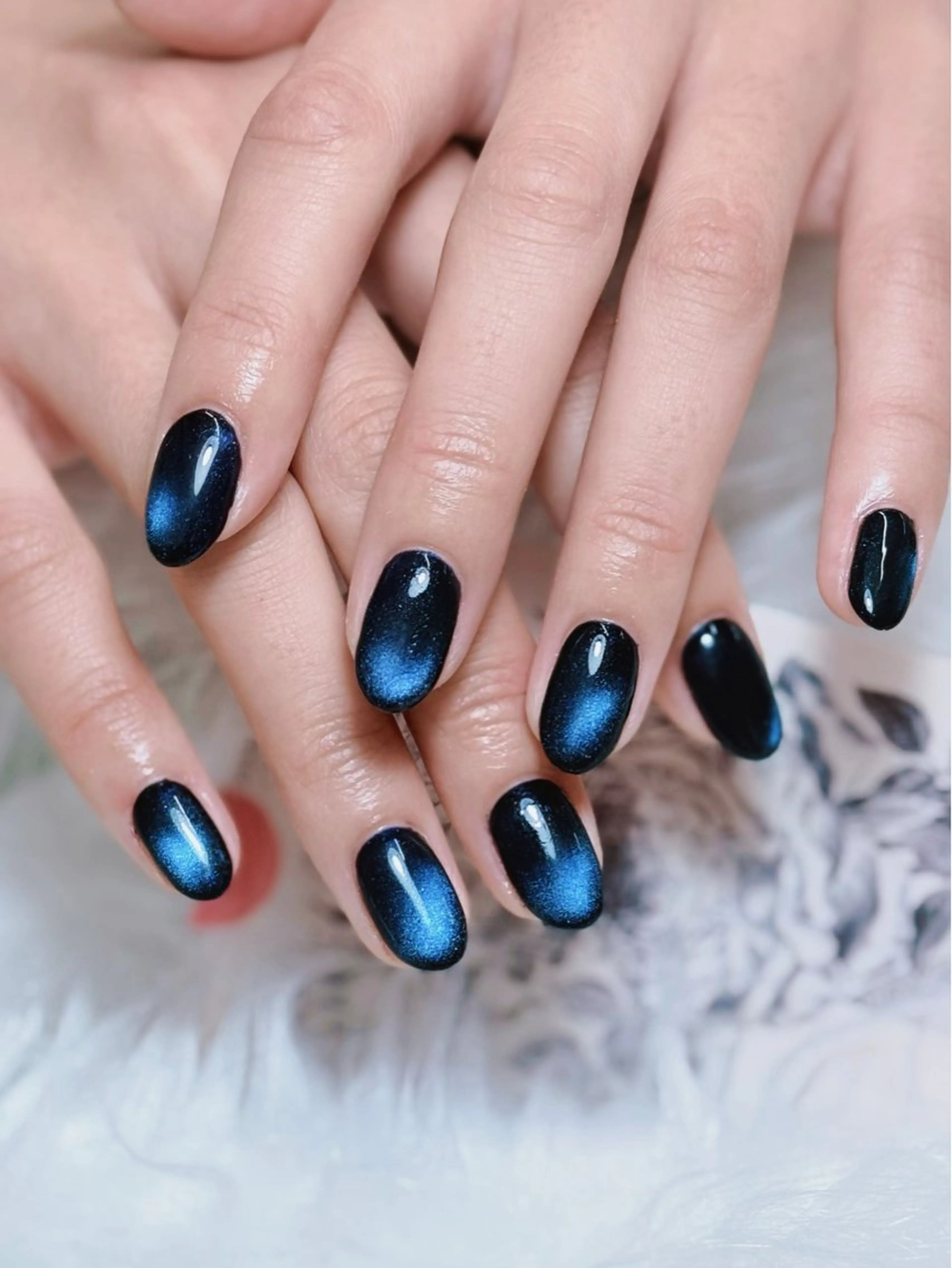 ネイル ハンドネイル グロー ネイルのネイルデザイン