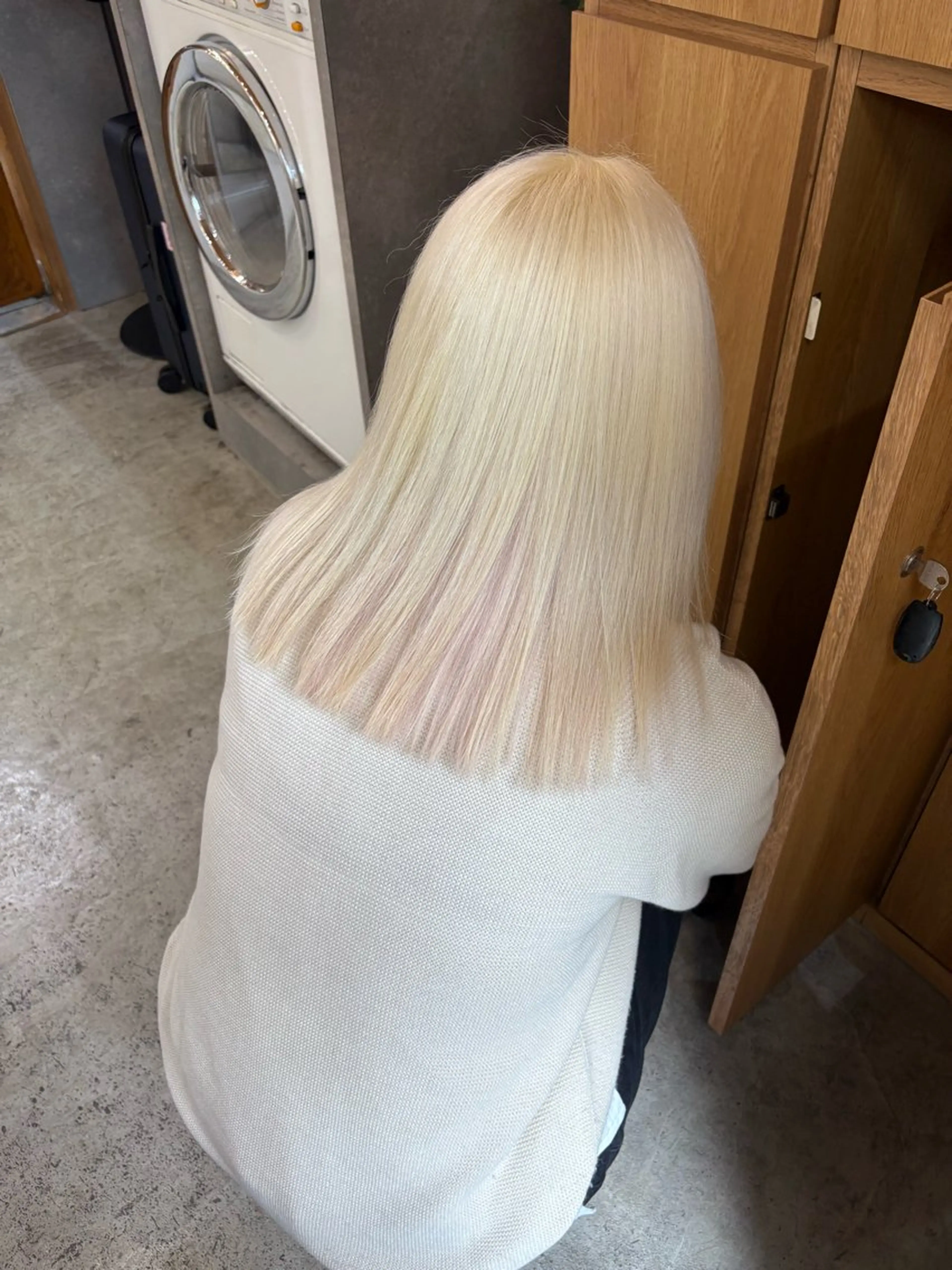 ミディアム カラー ヘアアレンジ ブロンド ホワイトブロンド カット ヘアカラー トリートメント 🧸艶々韓国ヘア 🧁mizunaのヘアスタイル