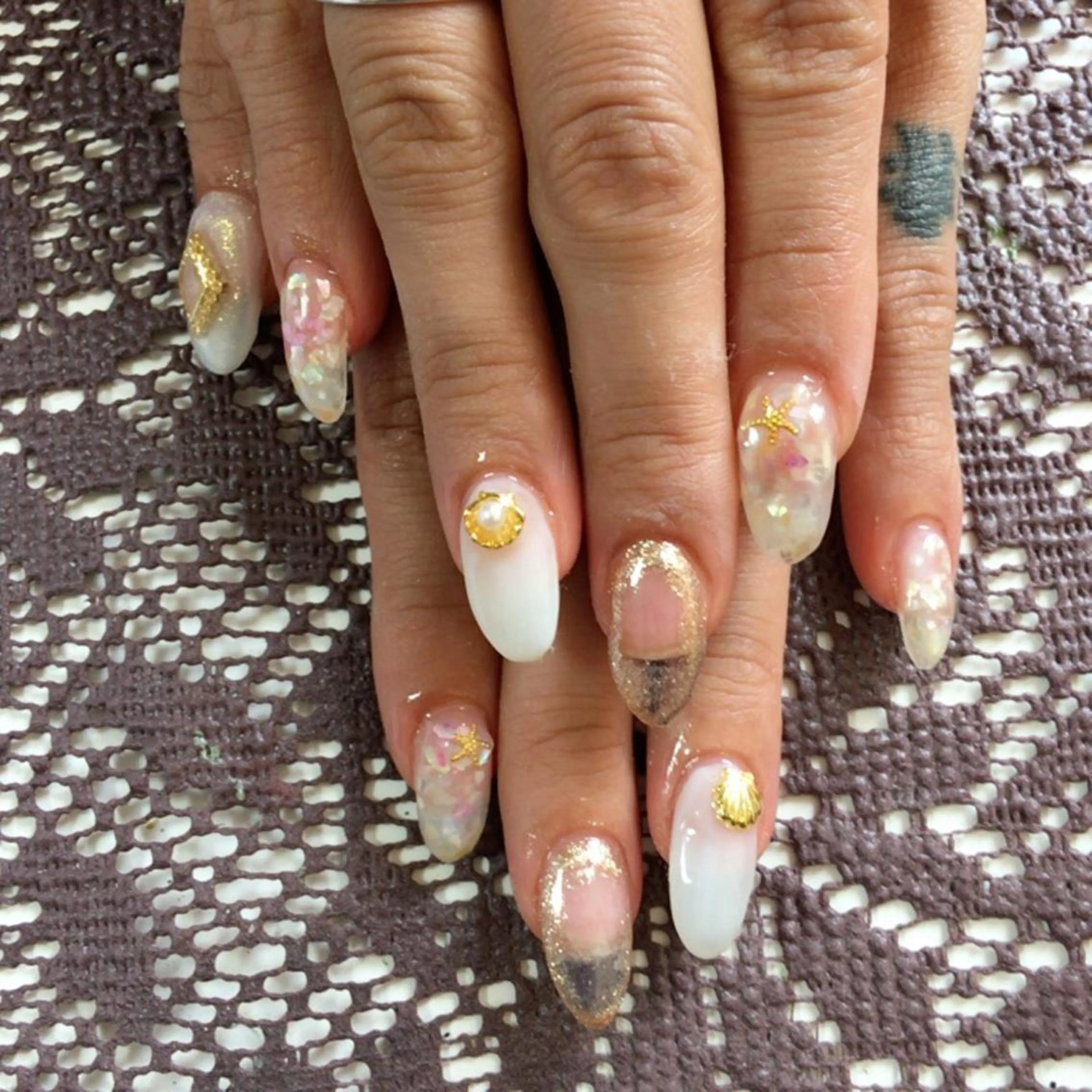 ネイル 藤 あやのネイルデザイン