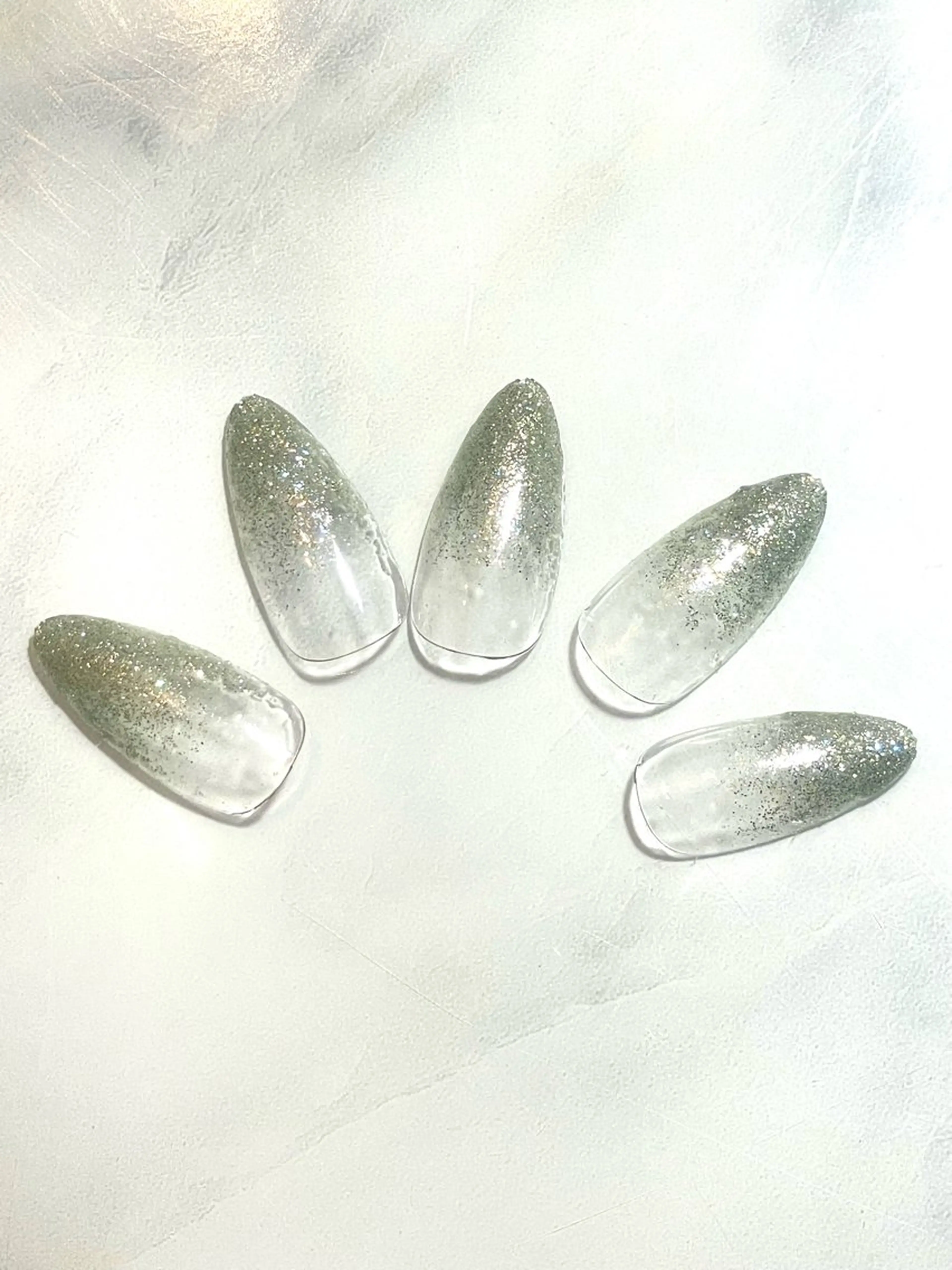 ラメグラーデーション【オフありフィルイン限定】豊富なカラーから2色お選びいただけます。🙆‍♂️の写真