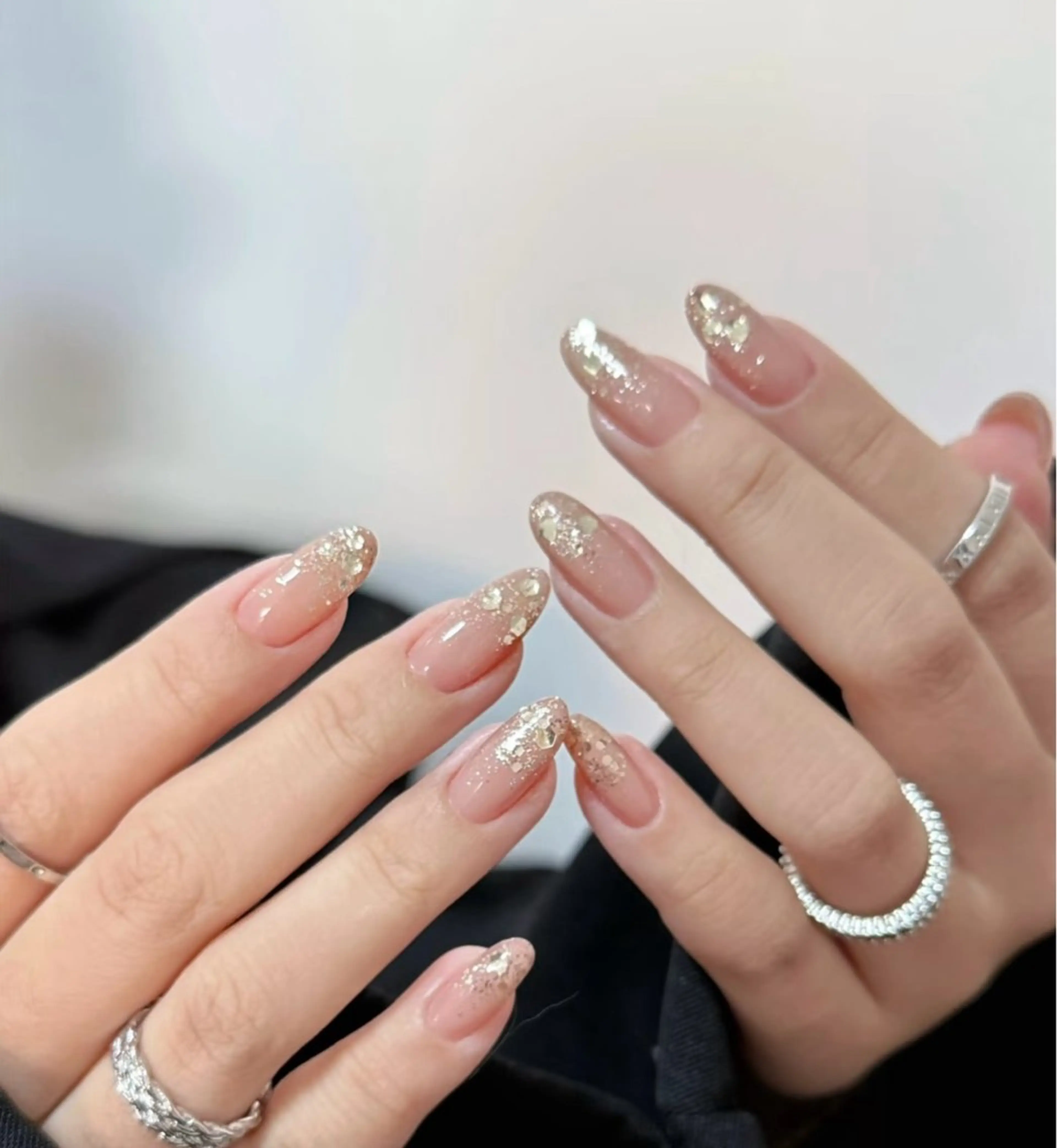 ネイル ゴールド ラメ(グリッター) シンプルネイル Emily Garden 六本木のネイルデザイン