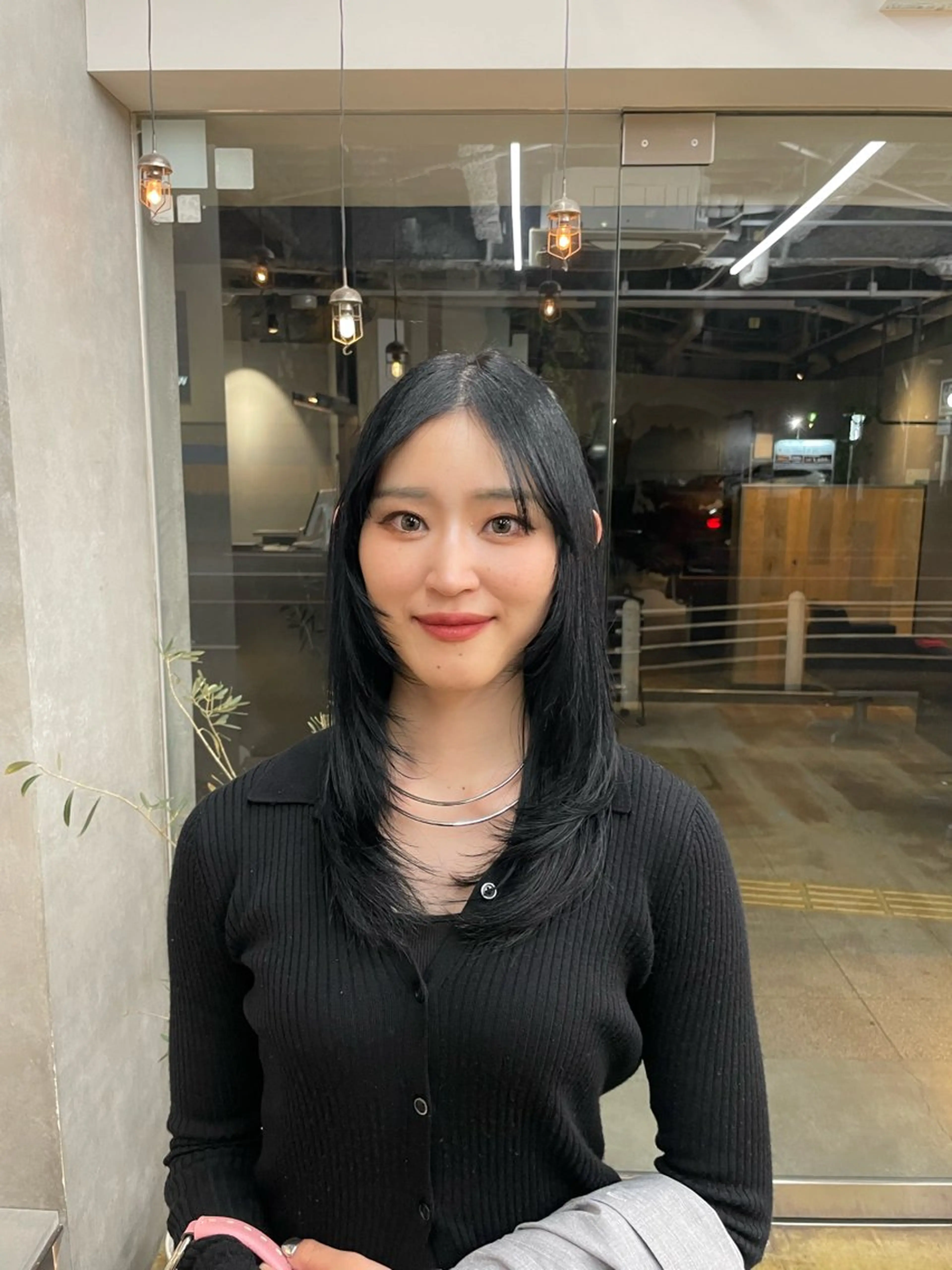 ロング 顔周りカット レイヤーカット カット ヘアカラー BELO 大阪店所属・BELO OSAKA カエデのヘアスタイル