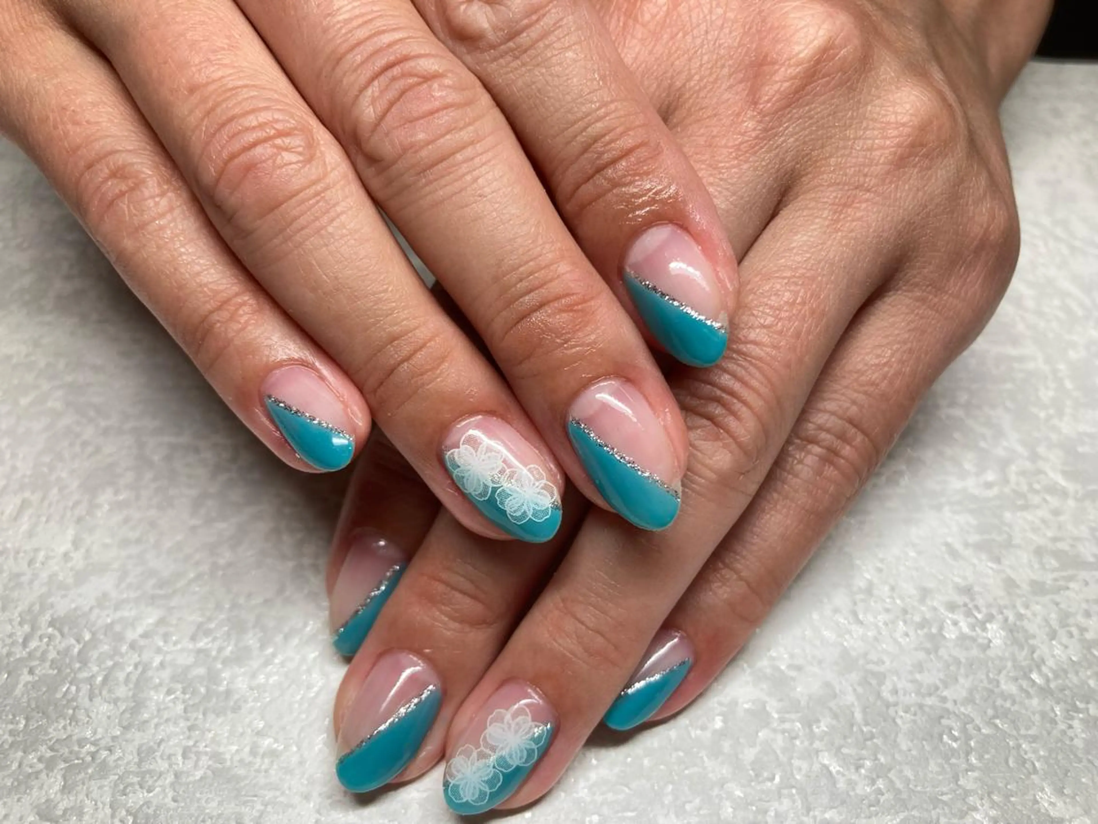 ネイル シンプルネイル Lisa’s Salonのネイルデザイン