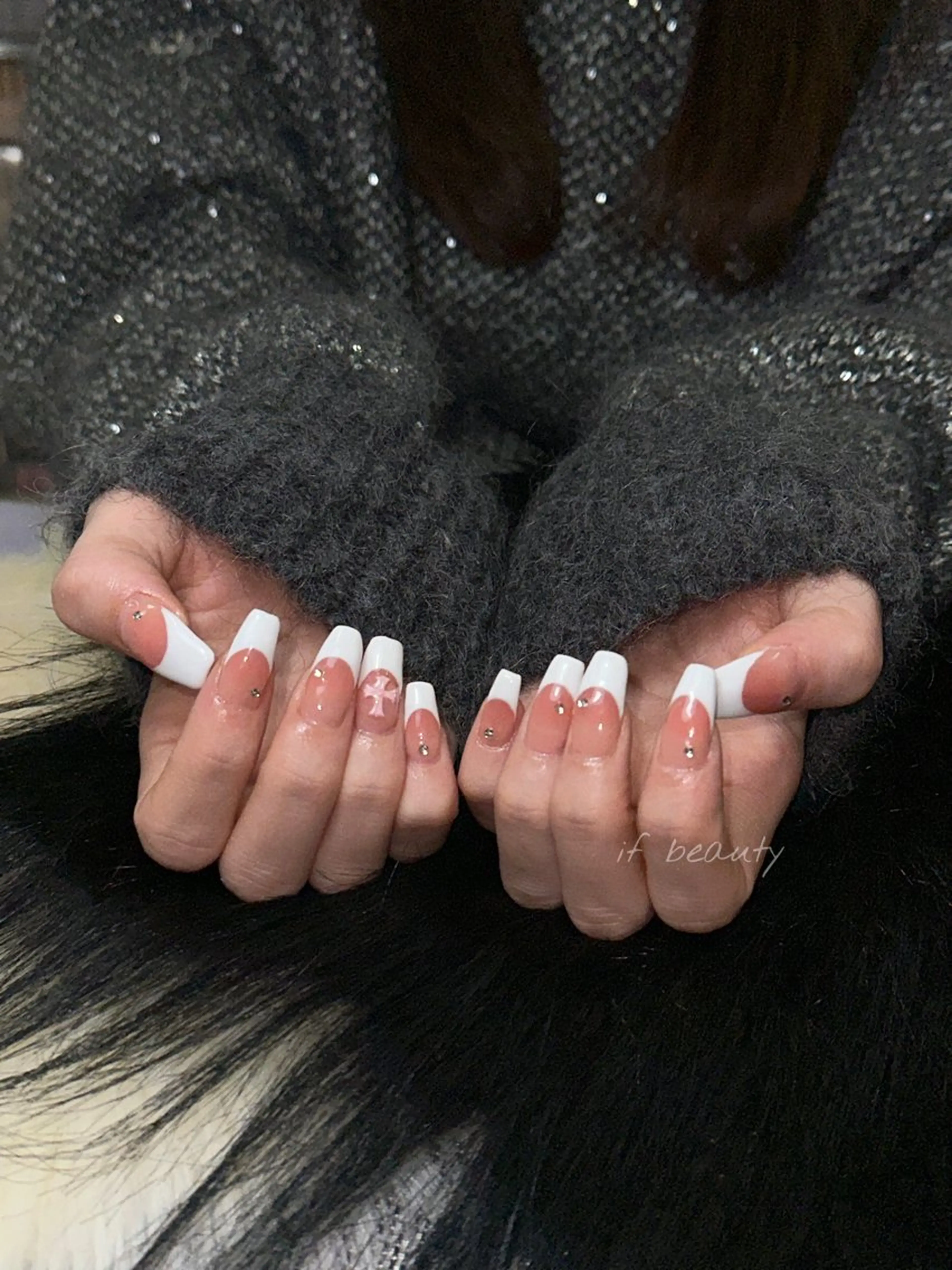 ネイル アートネイル フレンチネイル ジェルネイル キラキラネイル 韓国ネイル ハンドネイル if Hair＆Nail Salon所属・IKA /海外ネイル /個性派/ワンホンのネイルデザイン
