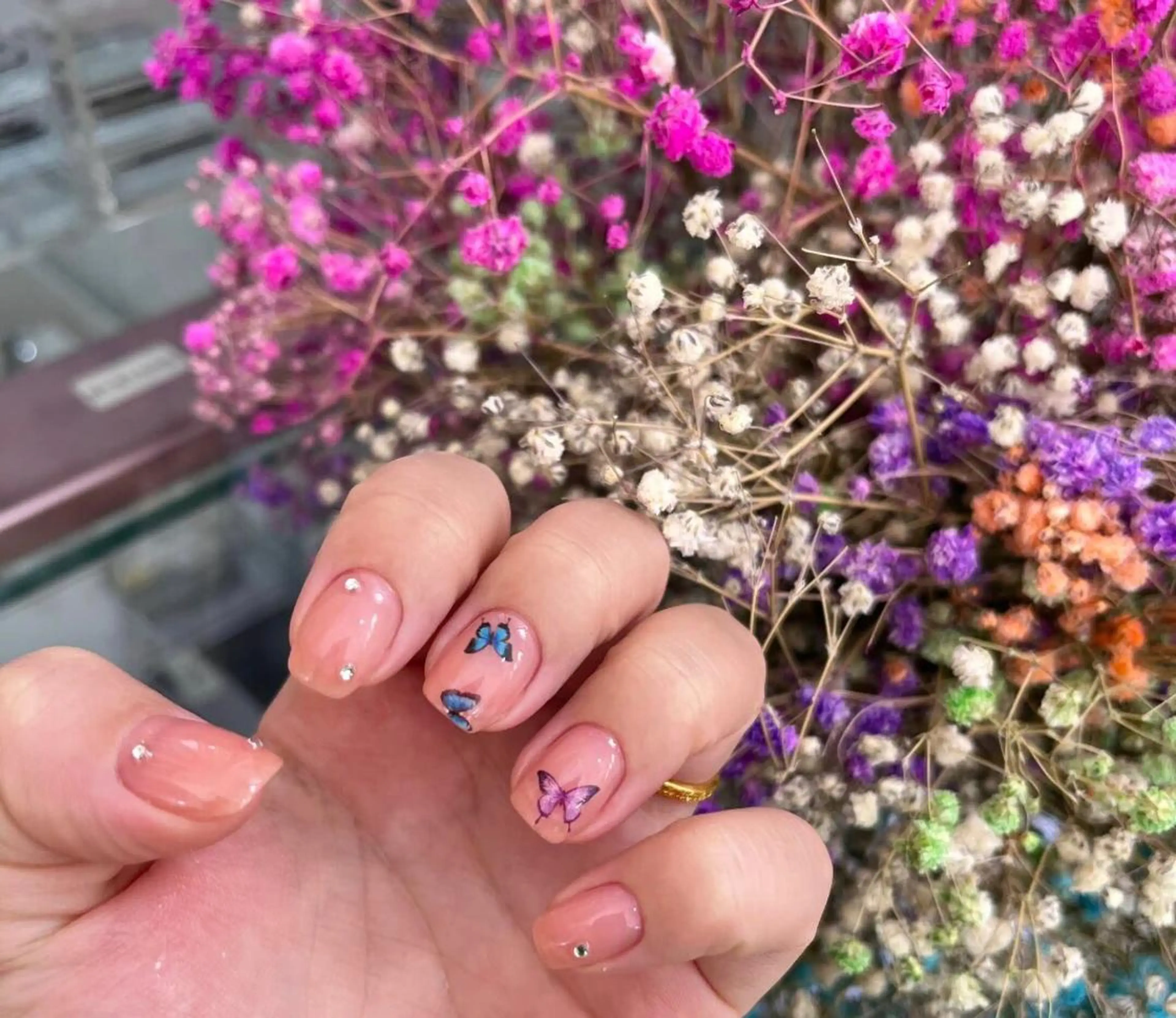 ネイル INF ネイルサロンのネイルデザイン