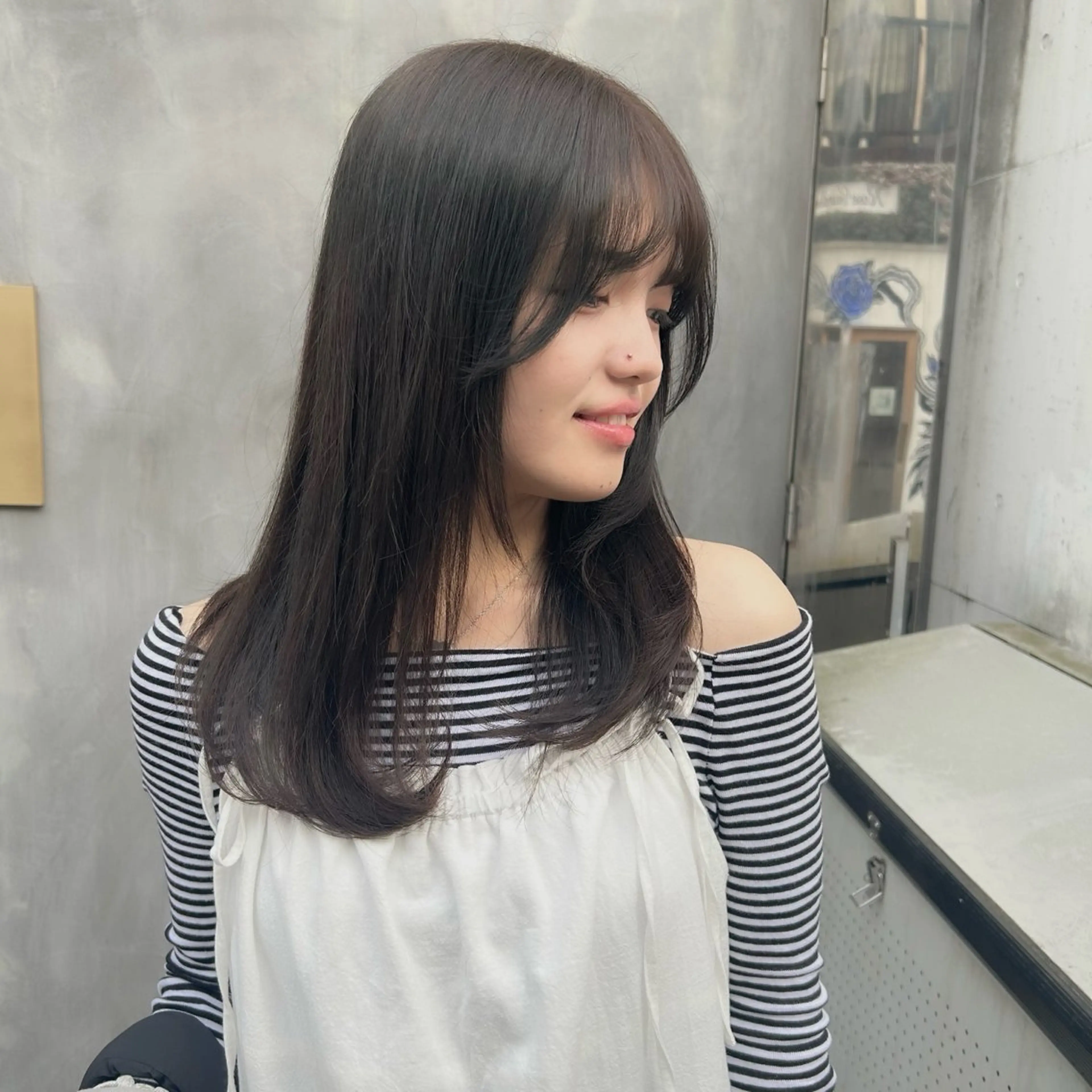 セミロング カラー アッシュ アッシュブラウン ブラウンカラー 透明感カラー ヘアカラー Memories所属・🧣艶カラー・ヘア セット Chie🧸のヘアスタイル