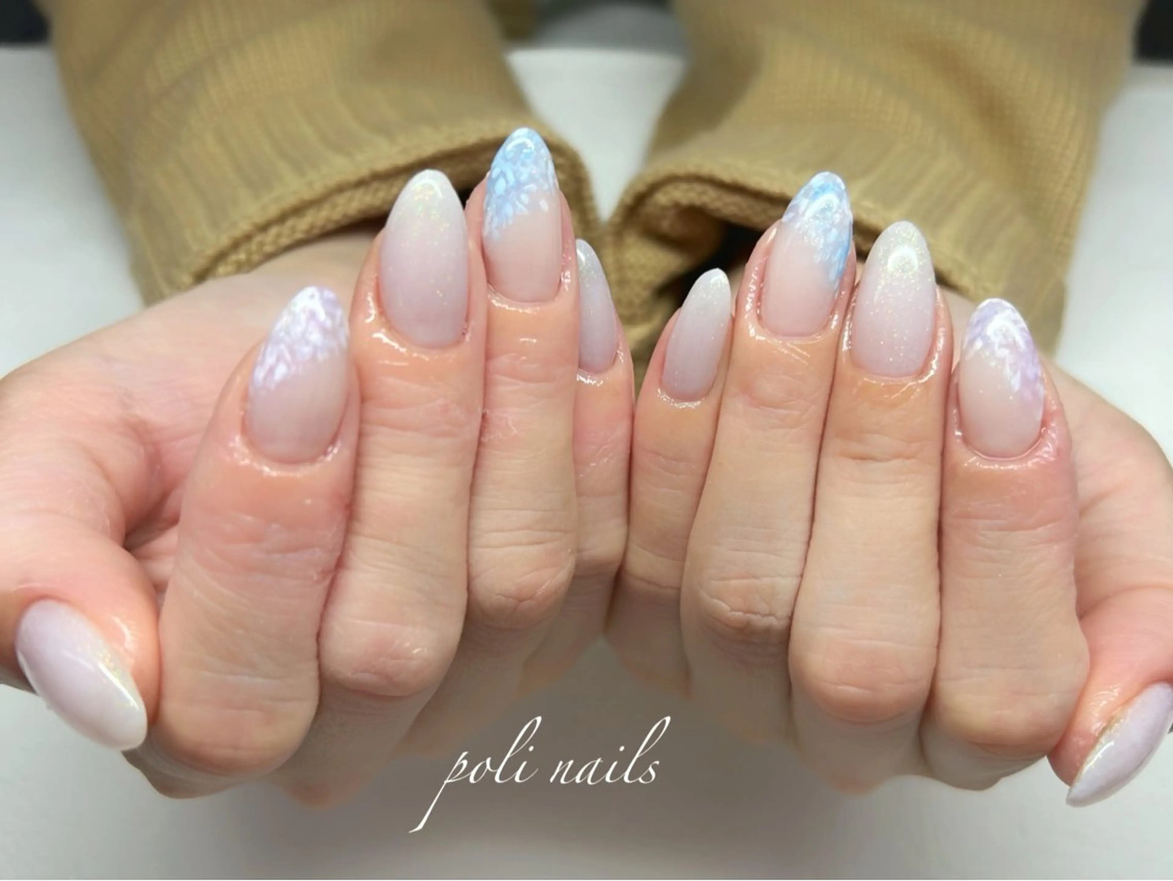 ネイル poli nailsのネイルデザイン