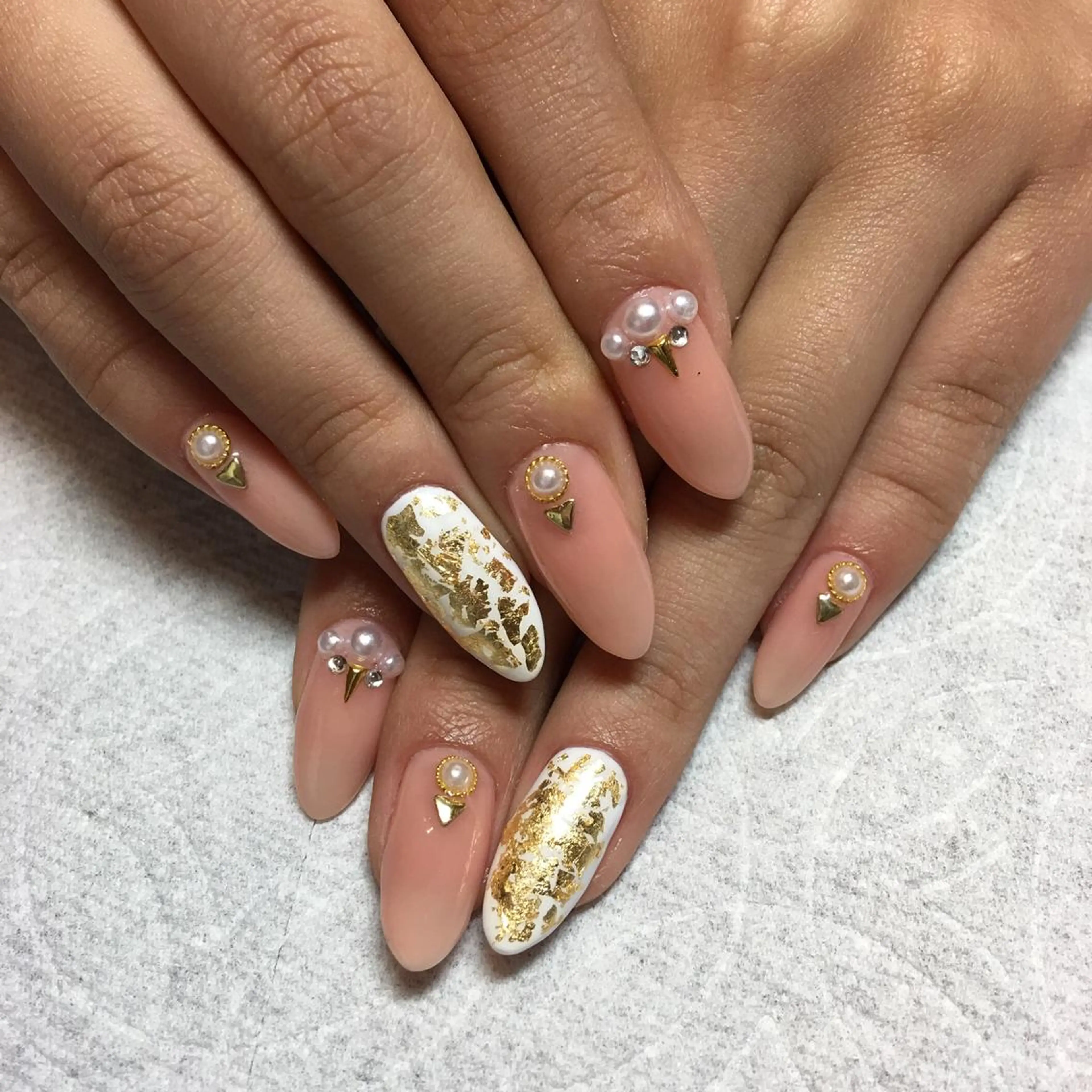 ネイル ピンク スカルプネイル THECOLORS所属・近貞 莉奈のネイルデザイン