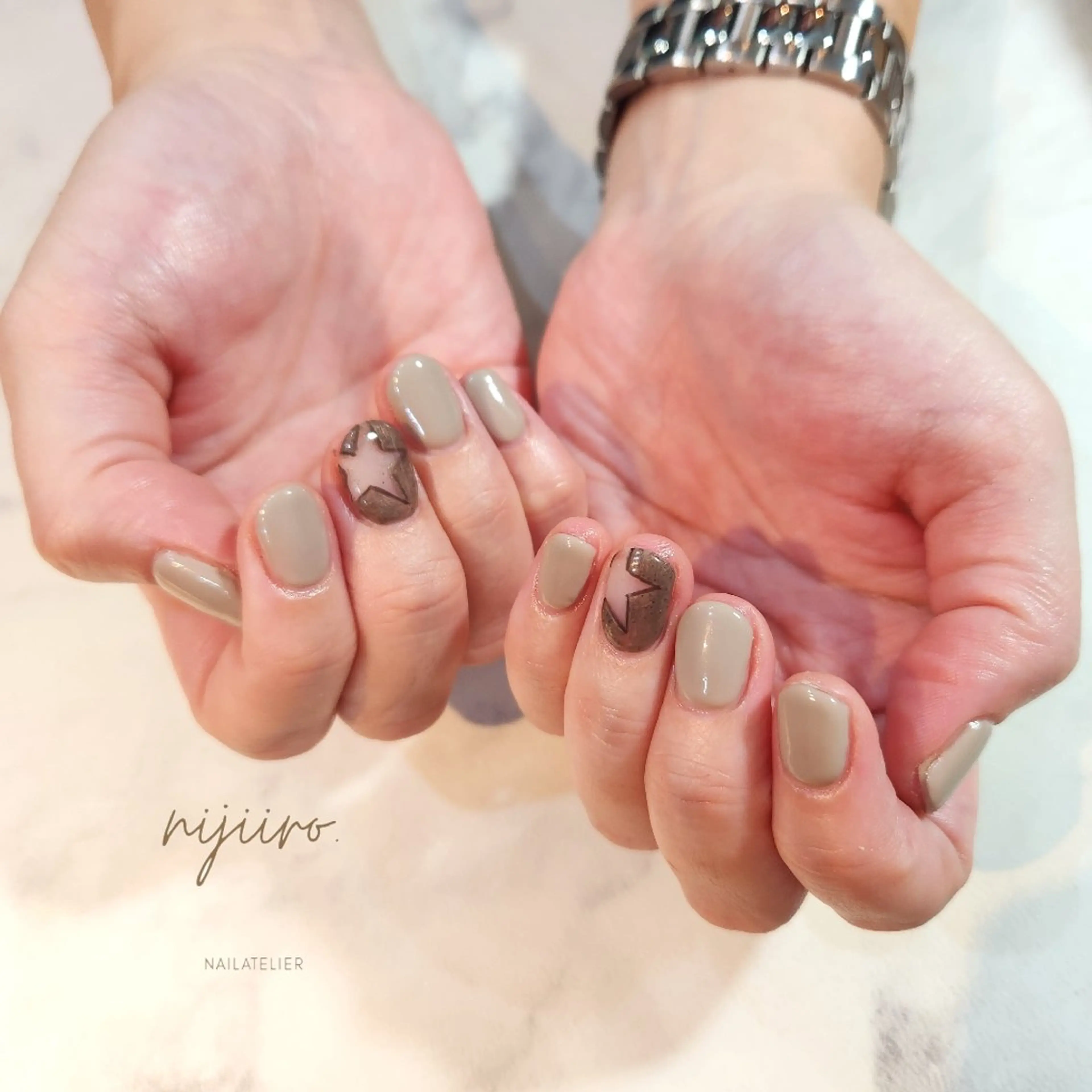 ネイル ハンドネイル nailatelier nijiiro.所属・nijiiro🌈 サトウのネイルデザイン