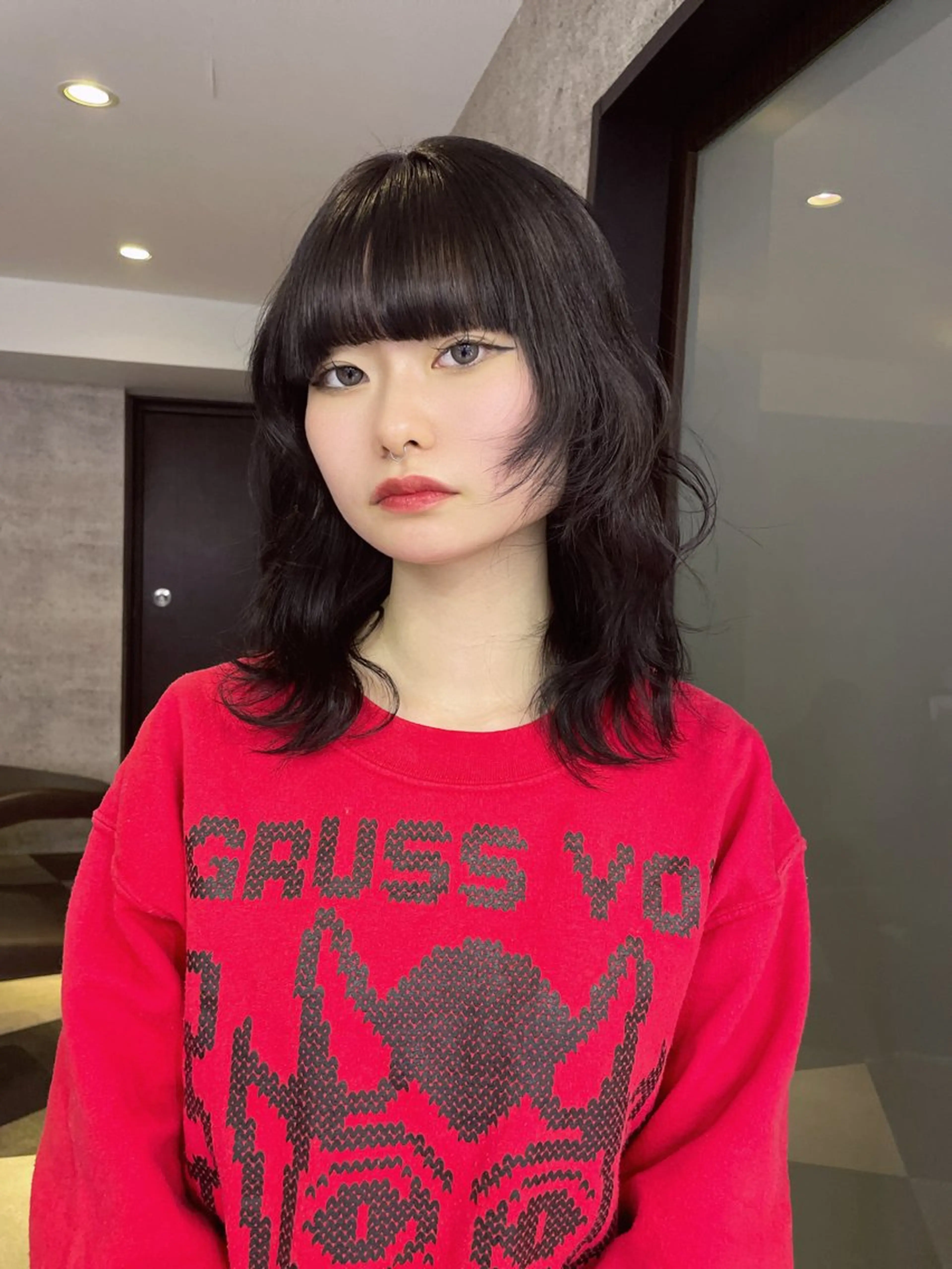 ショート GEM YURI ハイトーンカラーのヘアスタイル