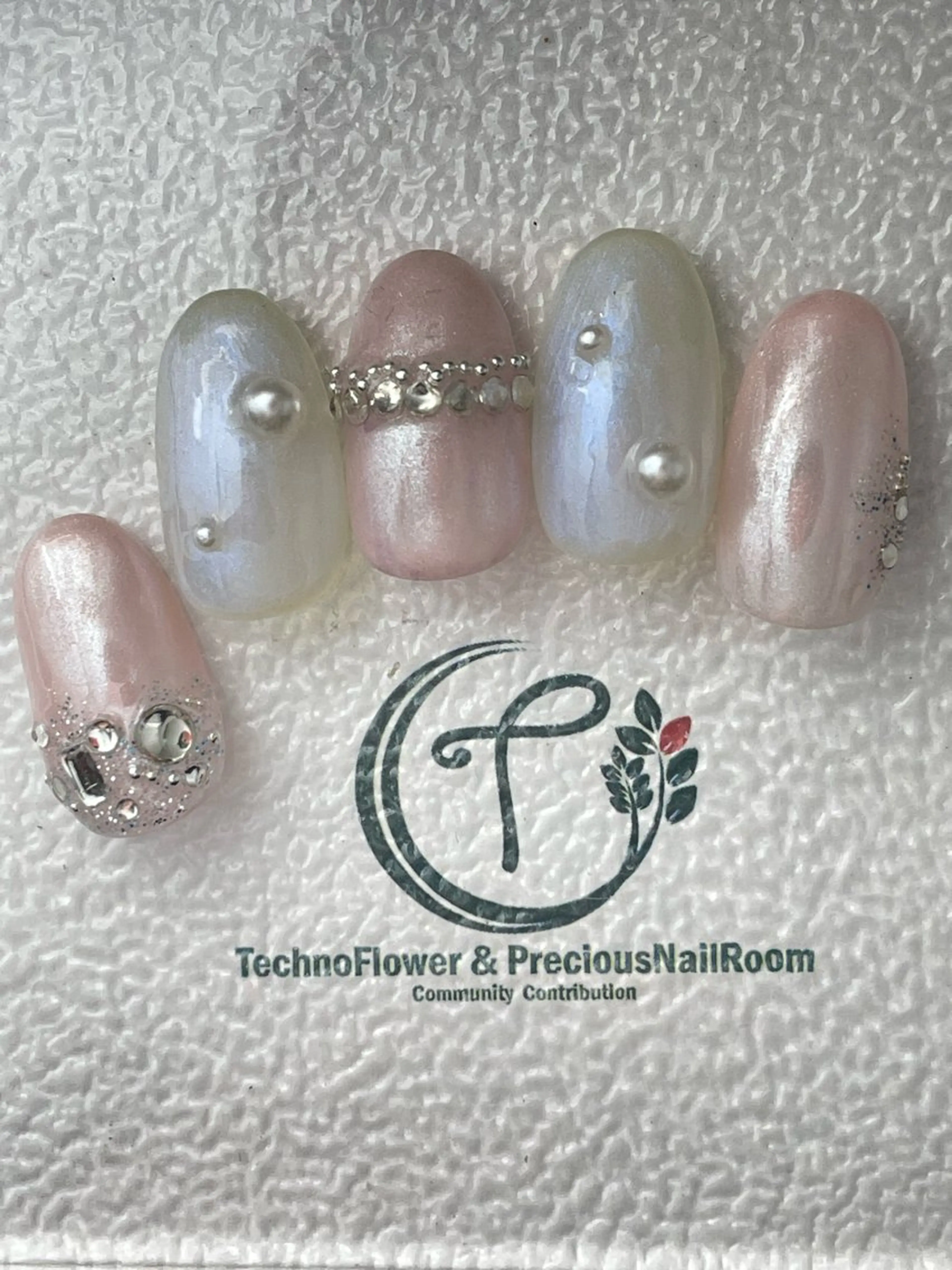 ネイル ハンドネイル precious nail room所属・precious nail  roomのネイルデザイン