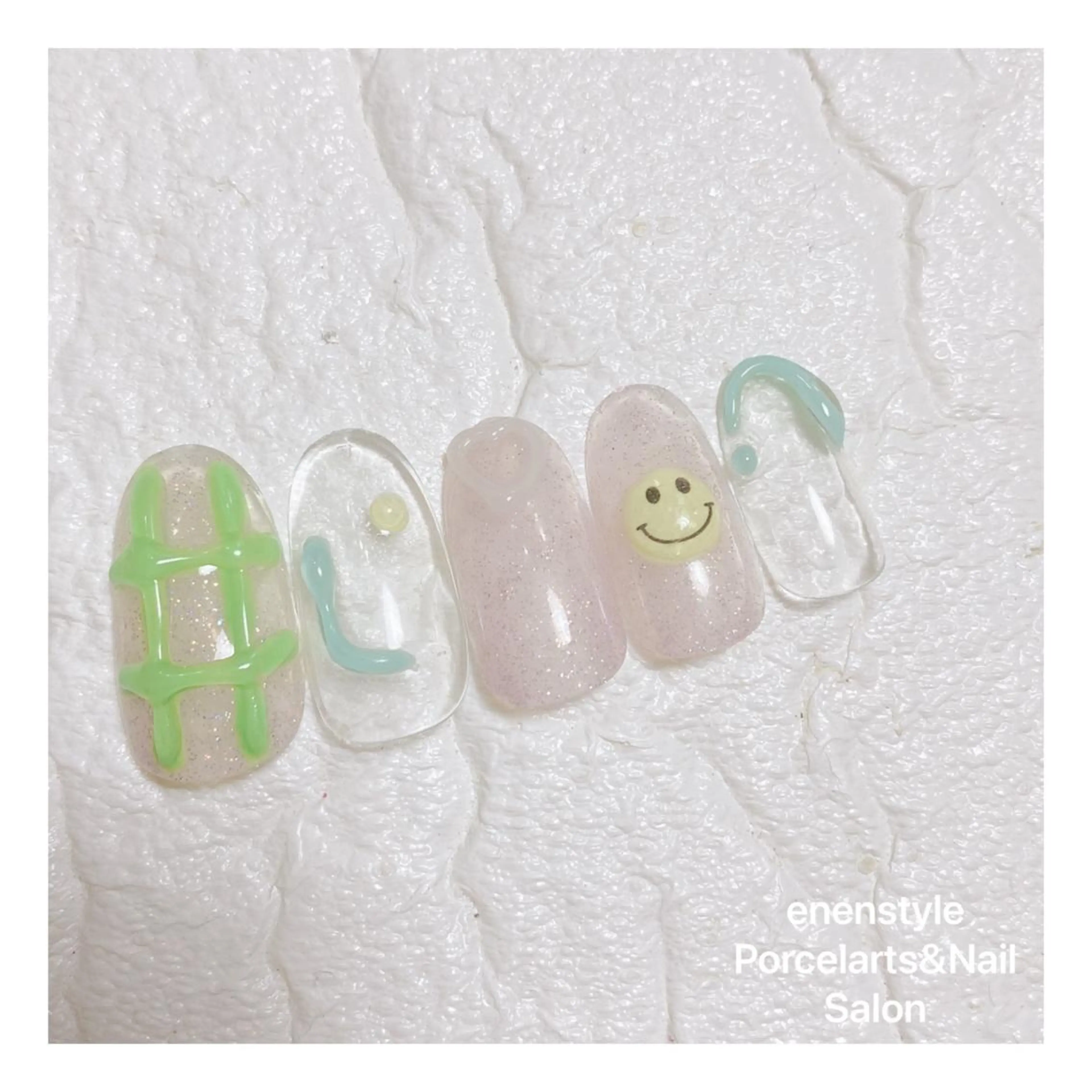 ミディアム ネイル 👑enen style👑のネイルデザイン