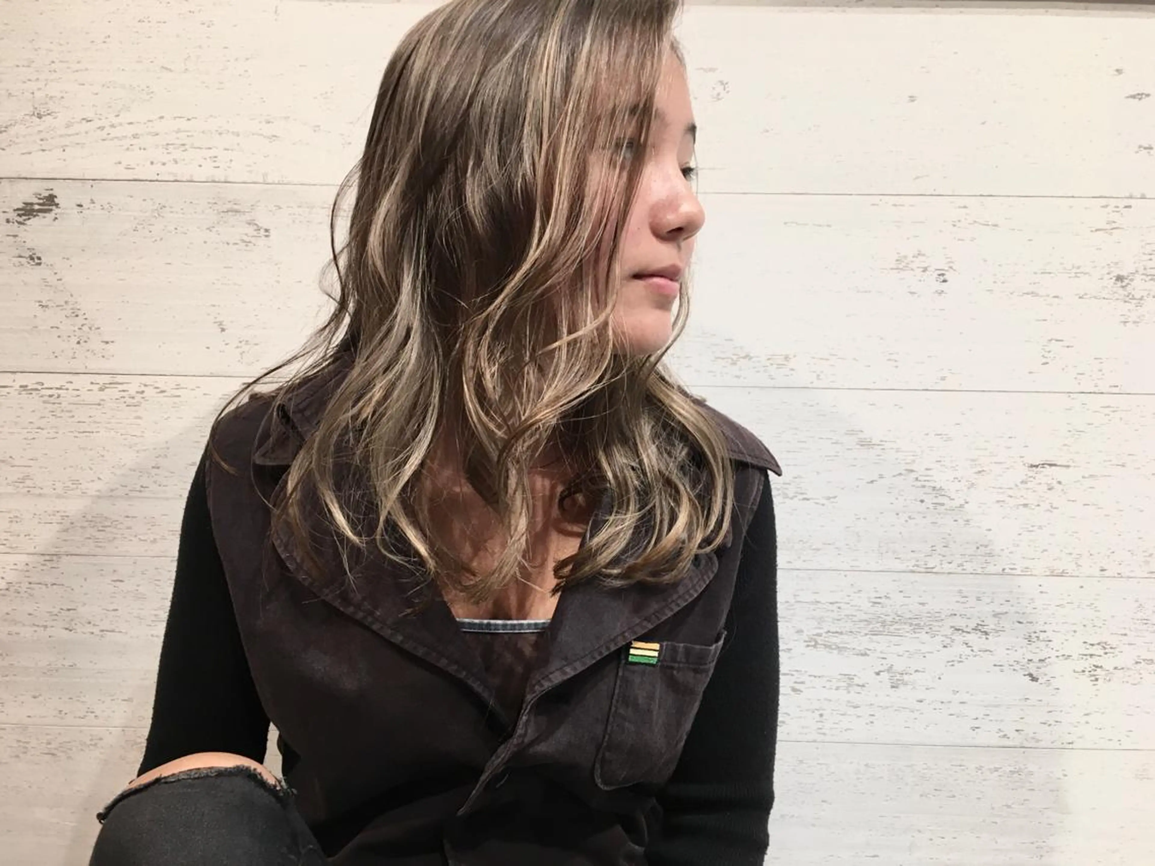 セミロング ヘアカラー 🌸ハイトーン 新田　廉 🌸のヘアスタイル