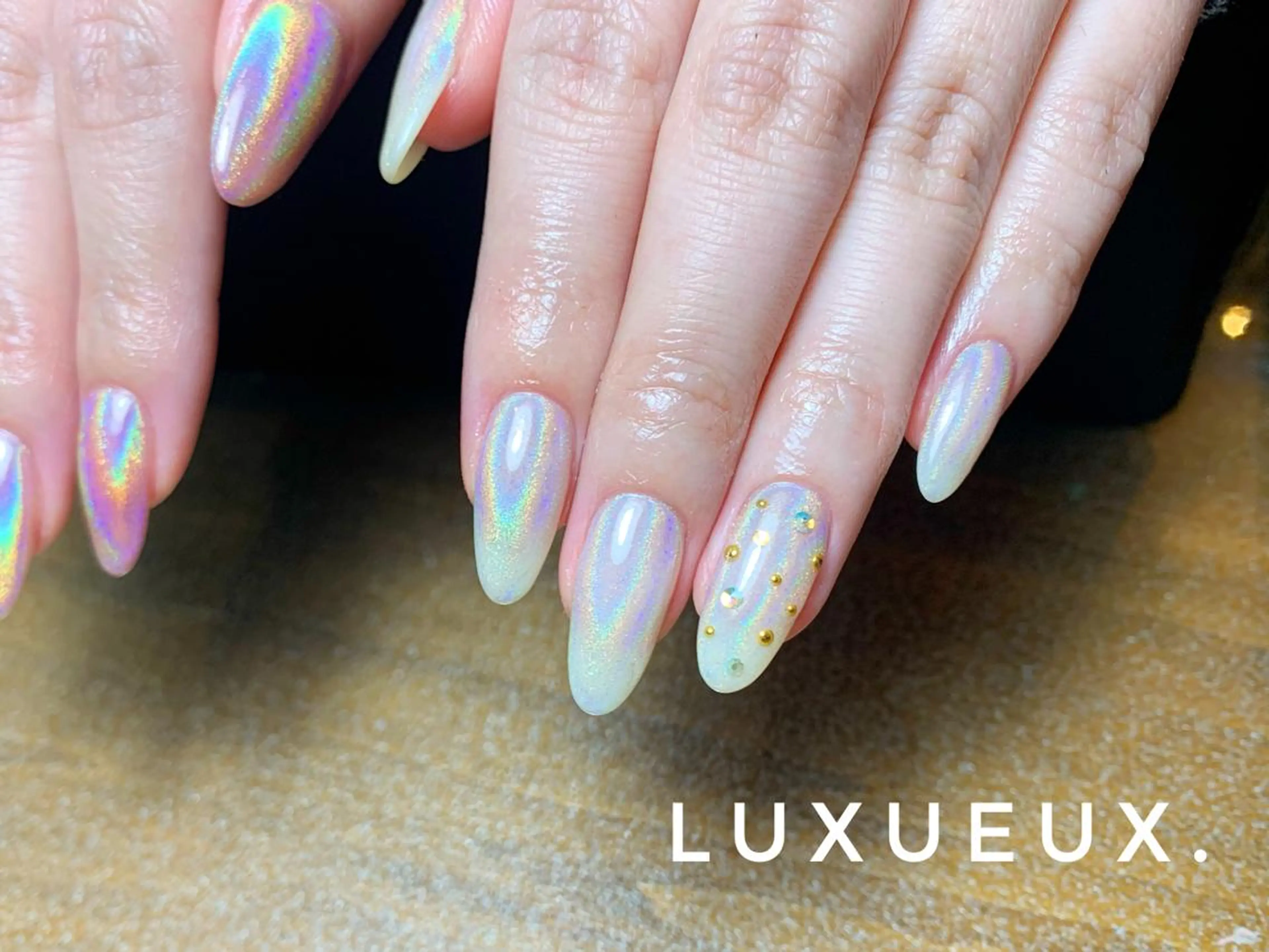 ネイル LUXUEUX春日店所属・LUXUEUX春日店 (ルクソー)のネイルデザイン