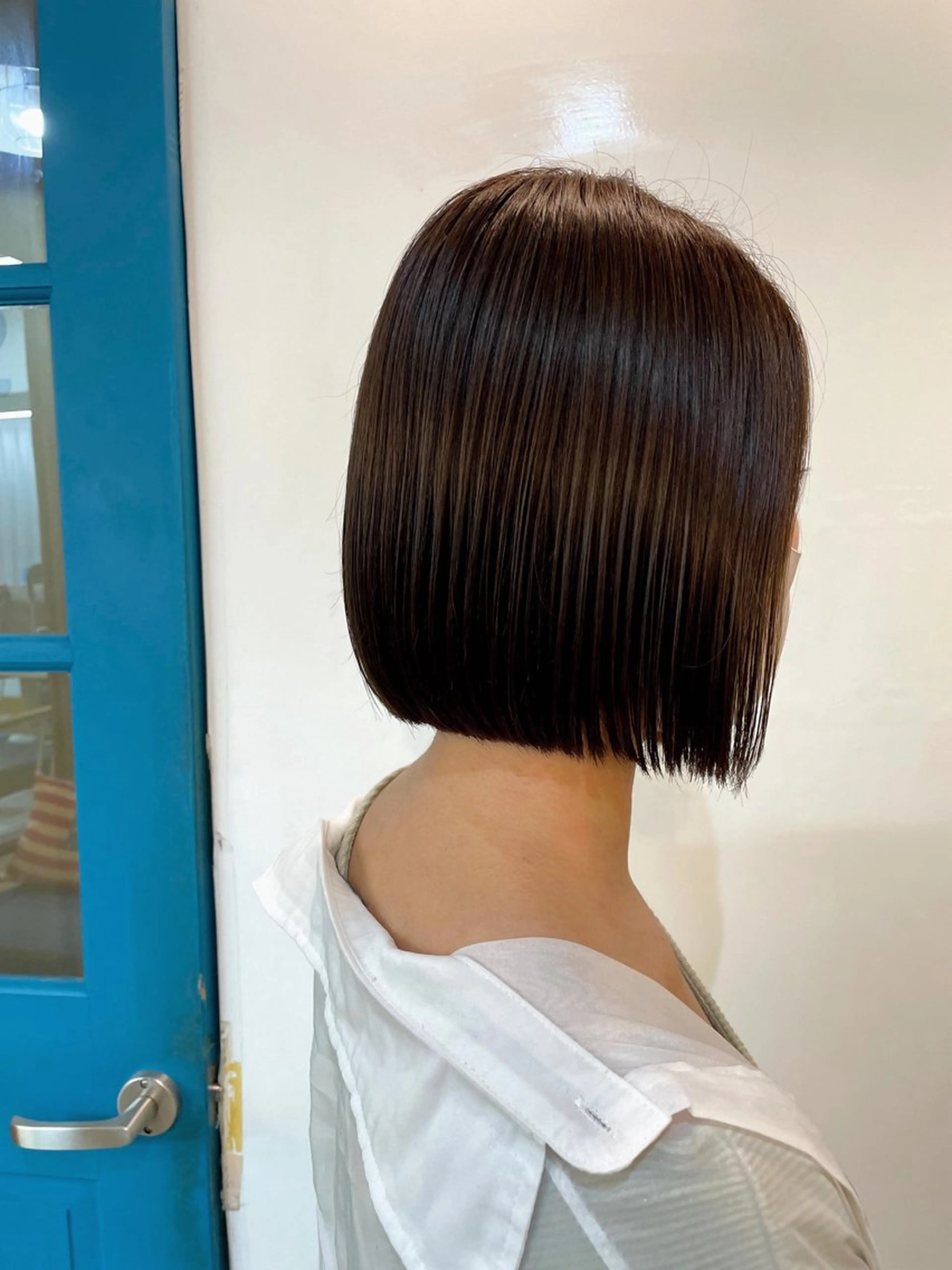 ショート カラー デザインカラー イヤリングカラー ボブ カット ヘアカラー トリートメント KANA/ボブ/ インナーカラー/艶髪のヘアスタイル