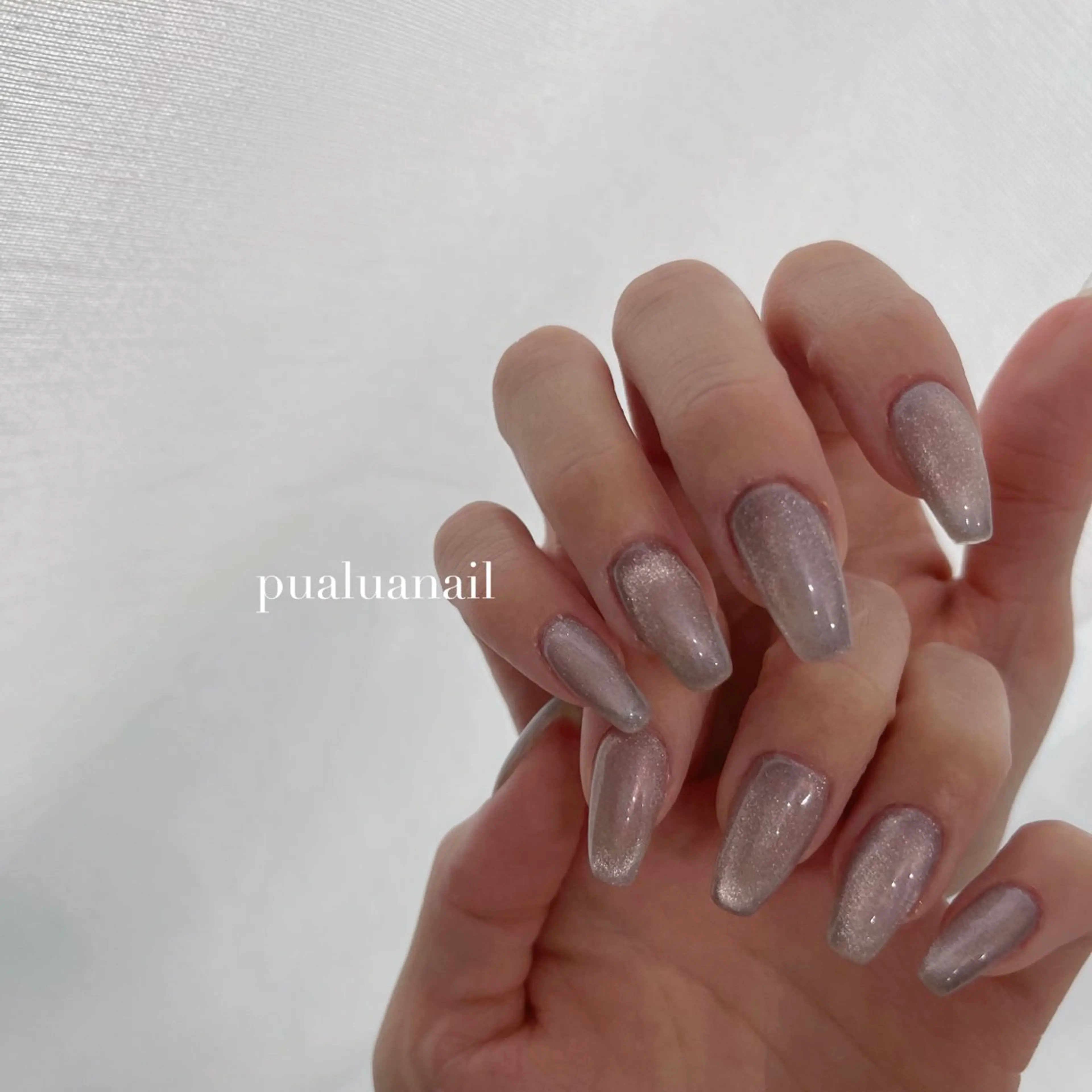 ネイル キラキラネイル 韓国ネイル マグネットネイル ワンカラーネイル シンプルネイル ハンドネイル pualua miharuのネイルデザイン