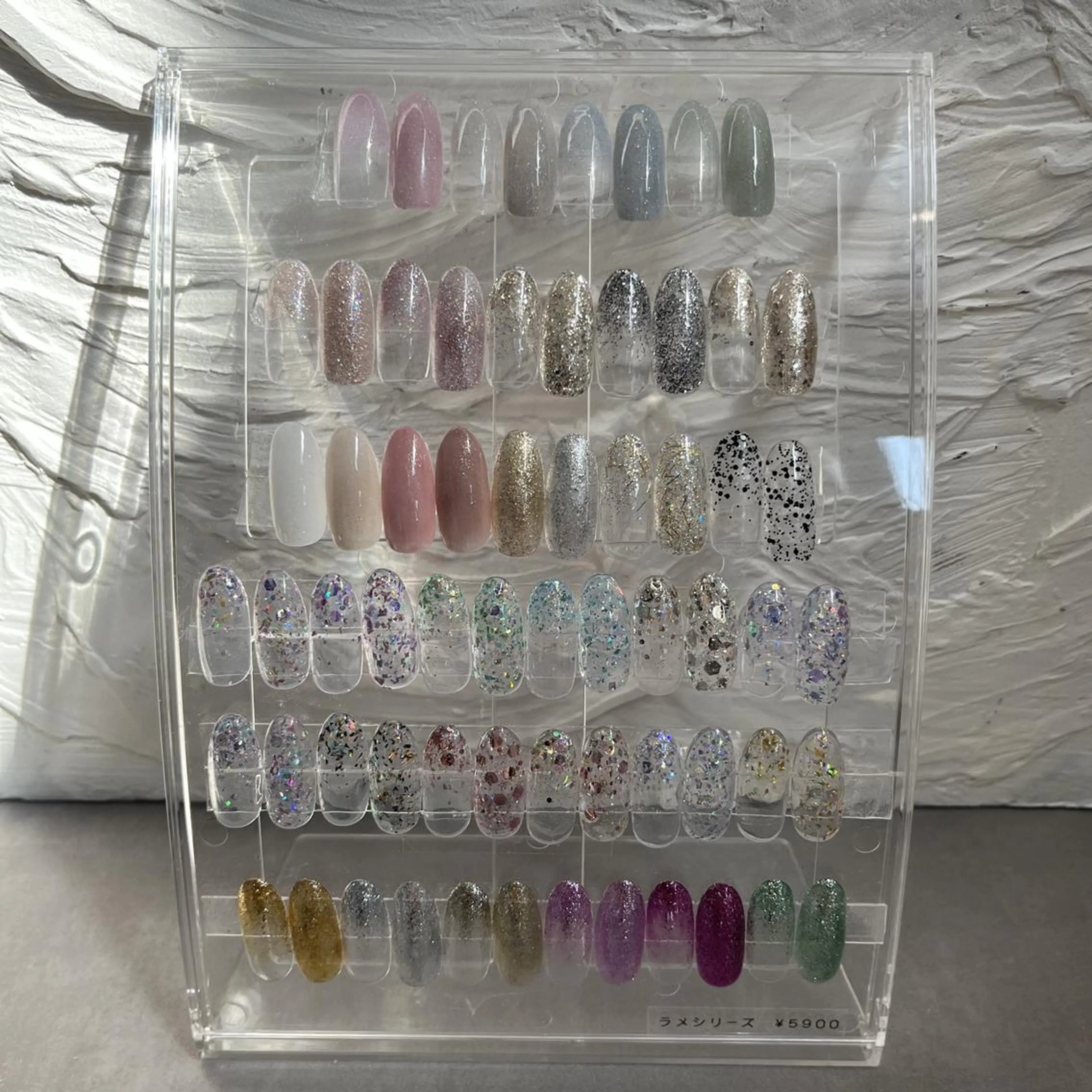 ショート maimai　W 【放出店】のネイルデザイン