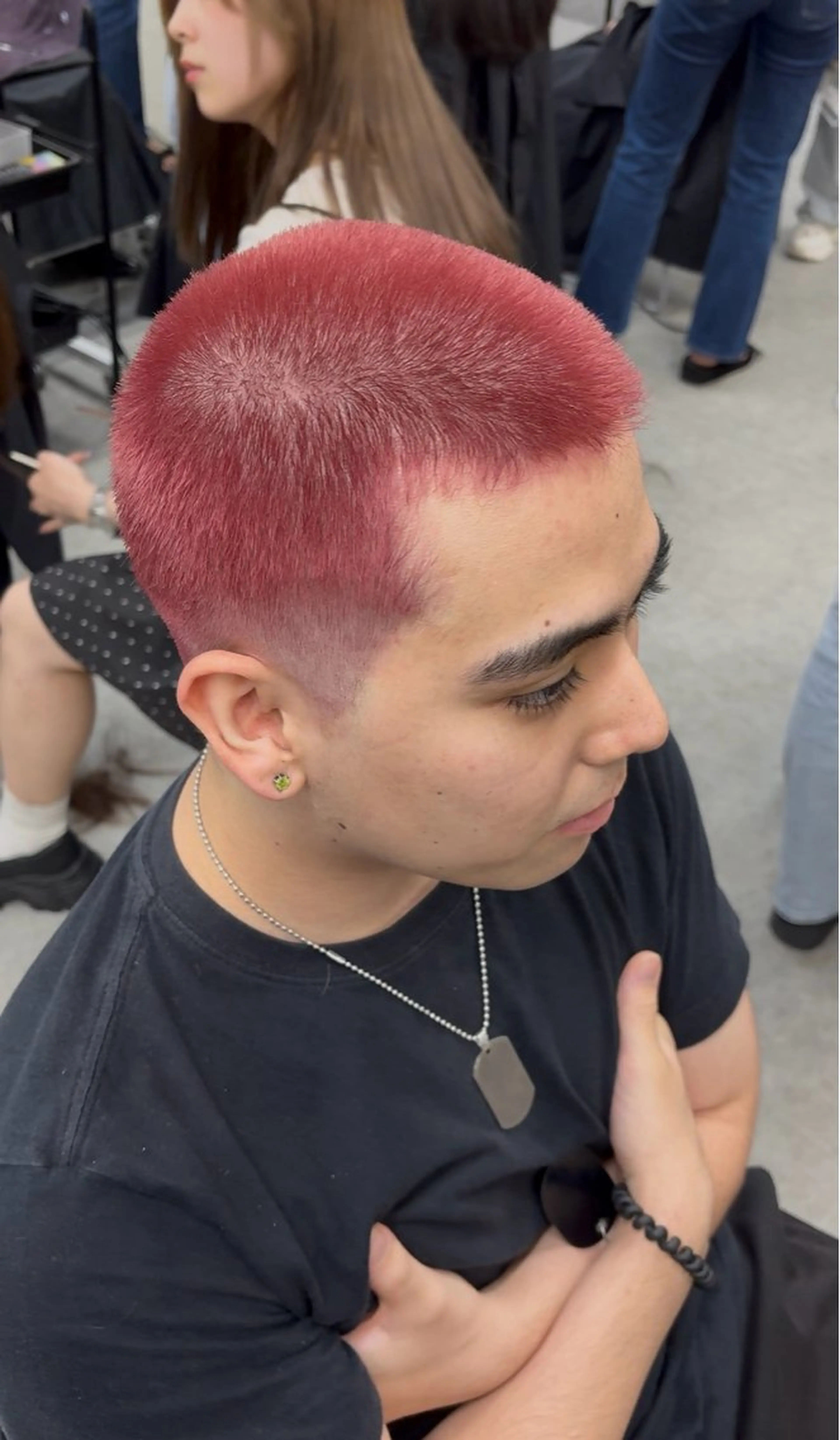 カラー メンズ センターパート フェードカット フェザーパーマ メンズハイライト メンズメッシュ センターパート/フェ ザー🔥SHUYAのヘアスタイル