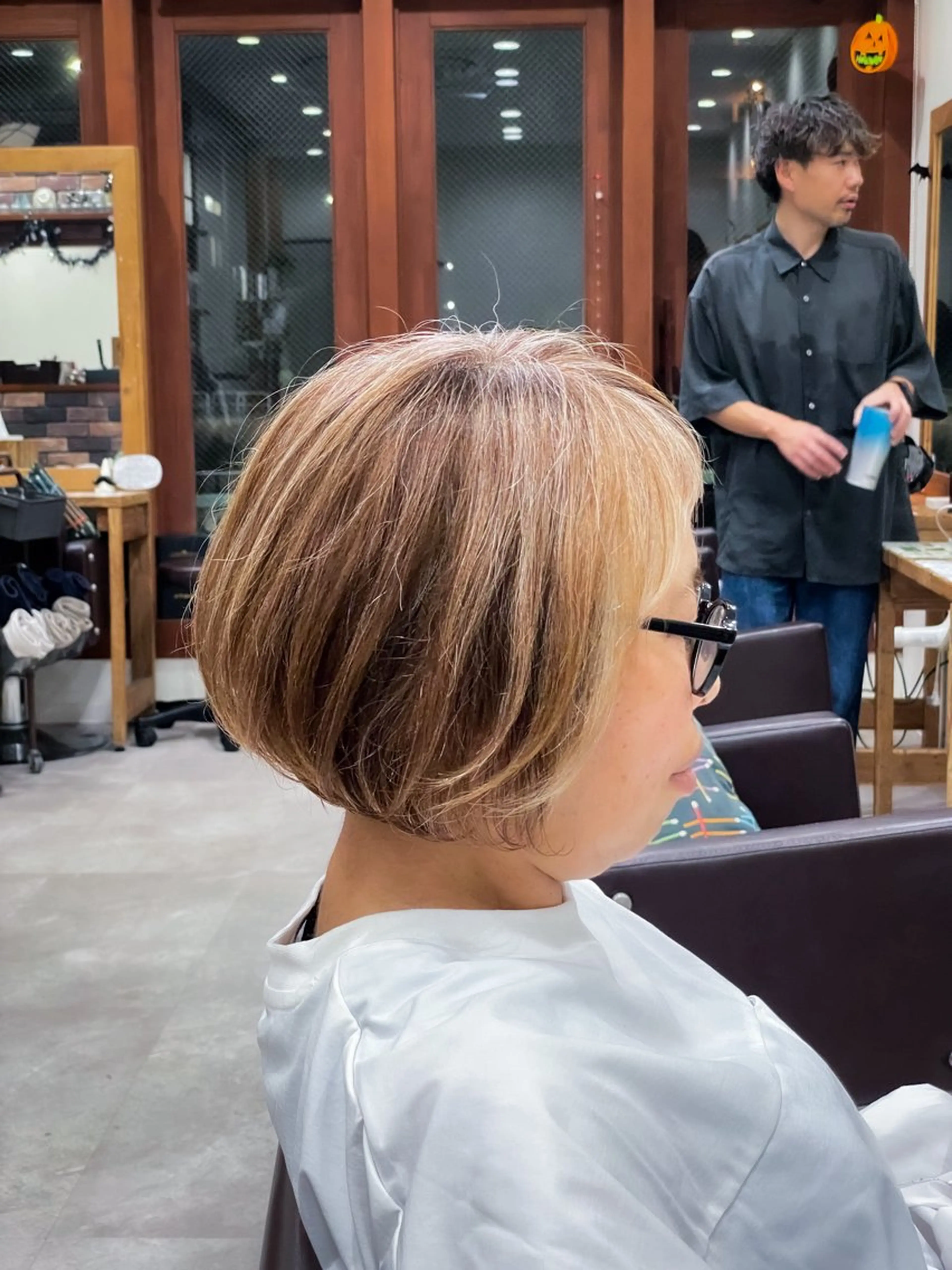 ショート カラー ハイライトカラー ボブ ハイライト ショートヘア カット ゆうと/ショート /ショートボブ/ボブのヘアスタイル