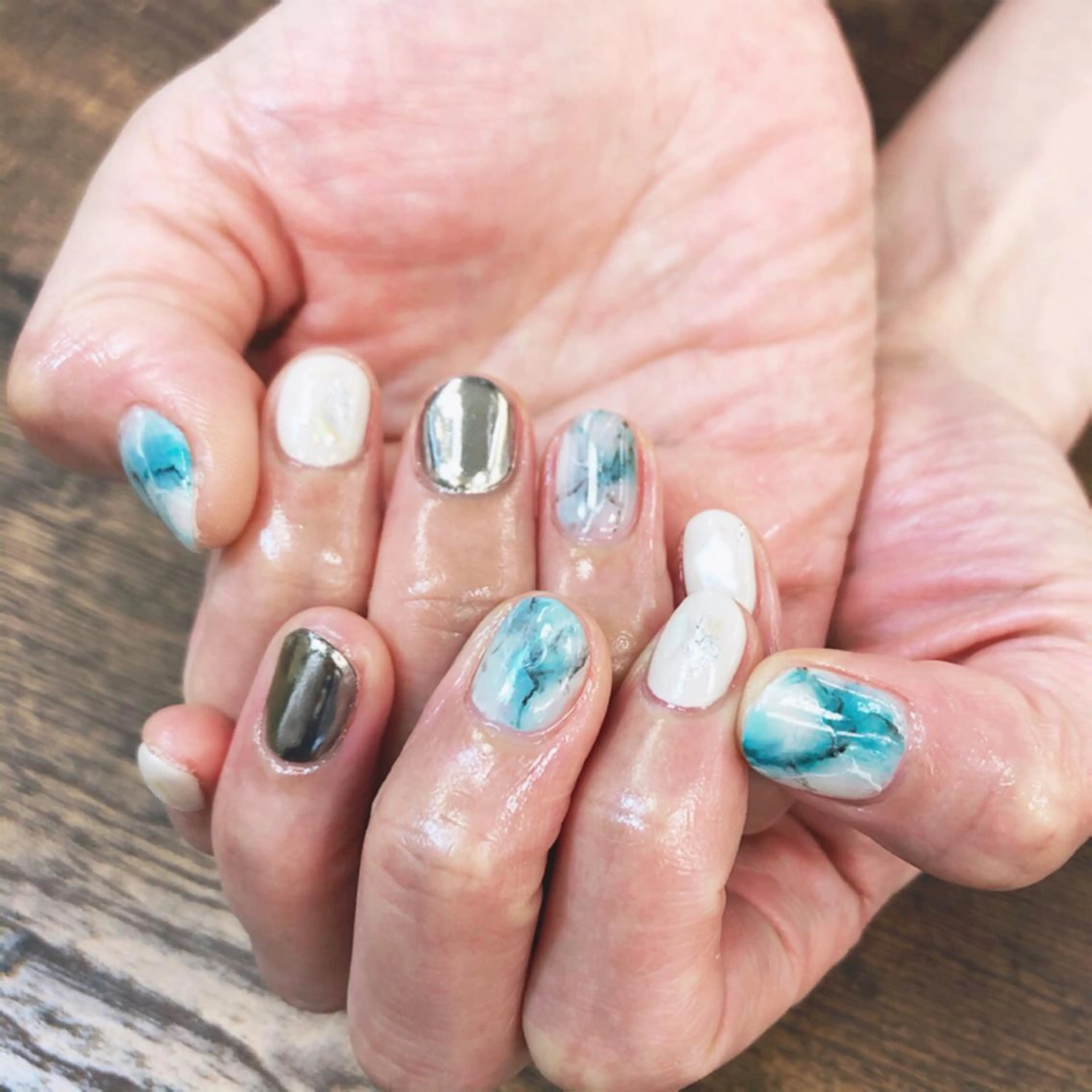 ネイル ニュアンスネイル ueki junのネイルデザイン