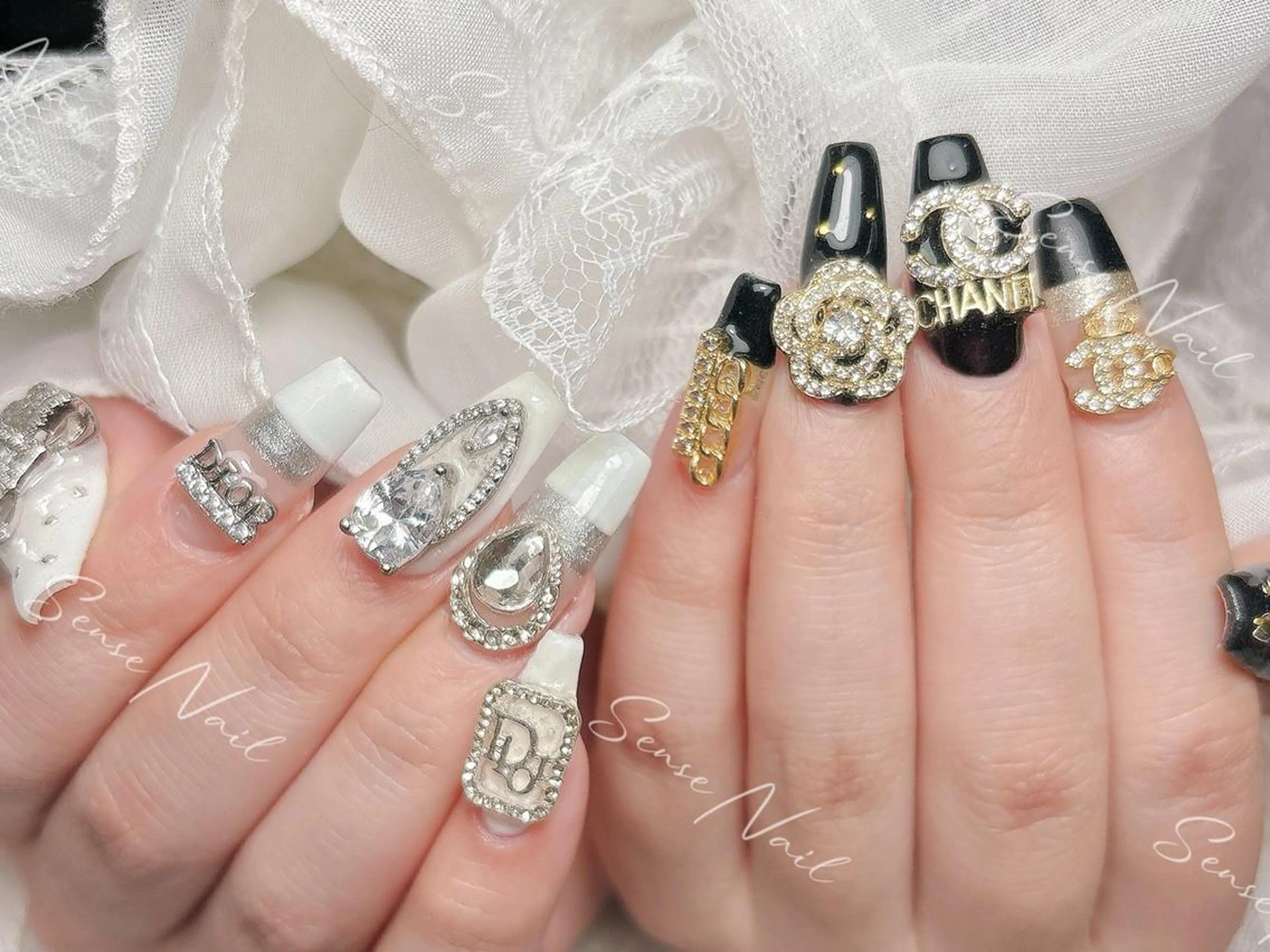 ネイル ハンドネイル 🦋Yumiio 🦋のネイルデザイン