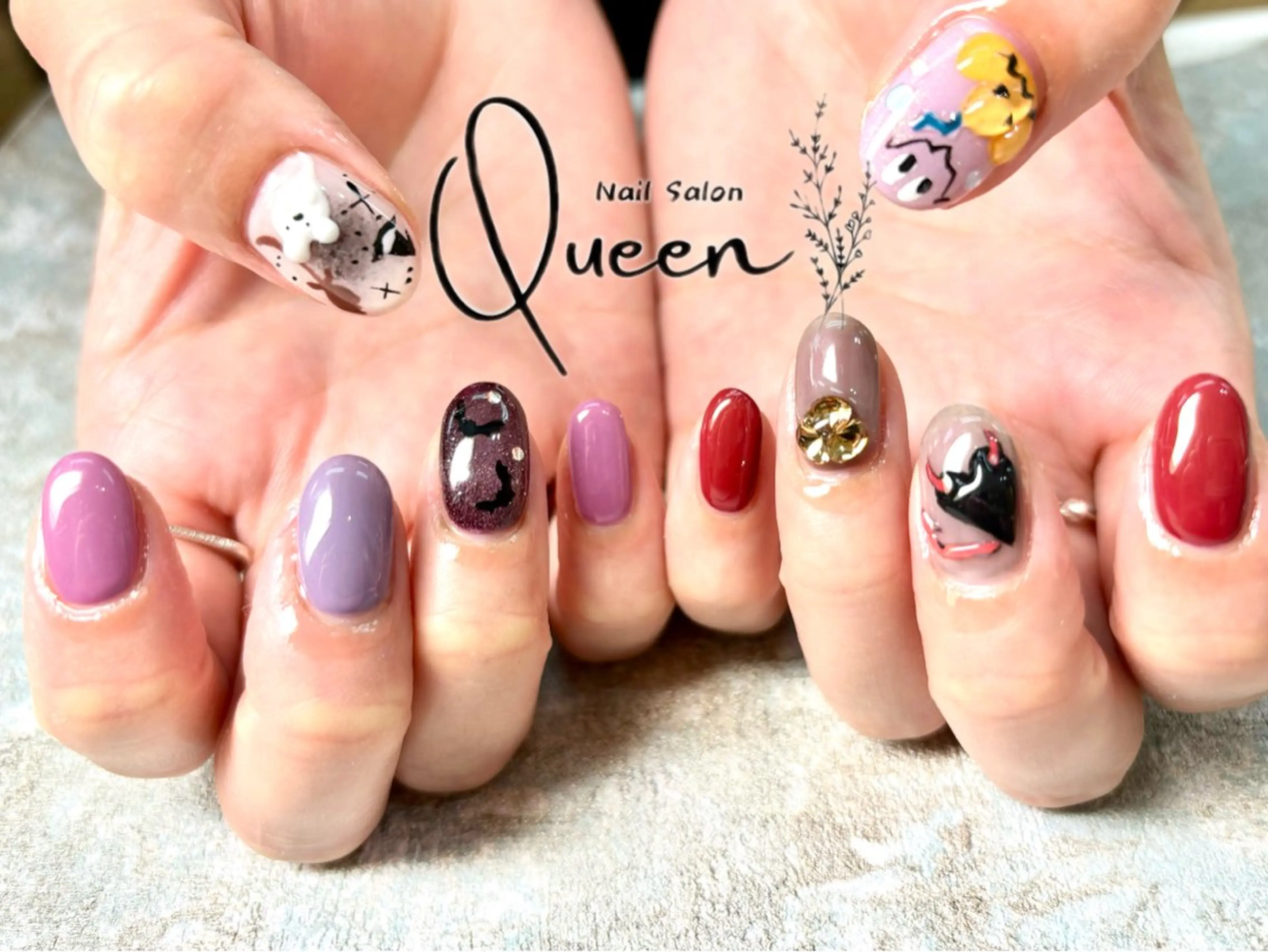 ネイル Queennail 北堀江megumiのネイルデザイン
