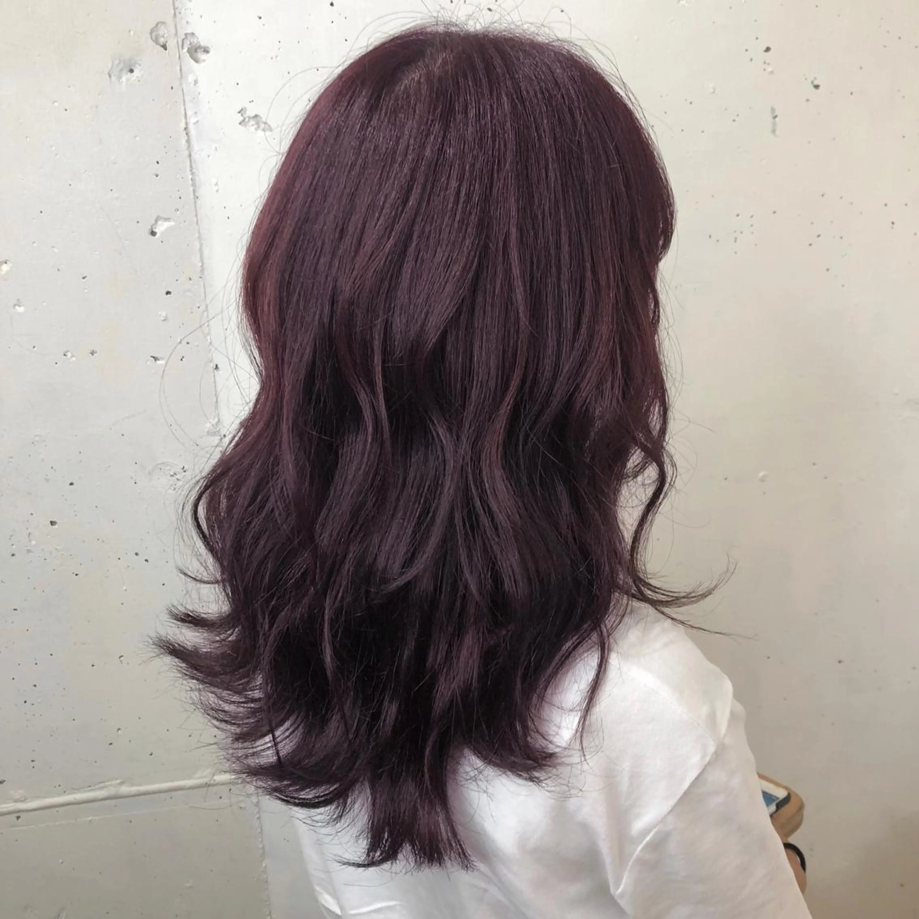 ロング カラー パーマ ヘアアレンジ 八巻 晴香のヘアスタイル