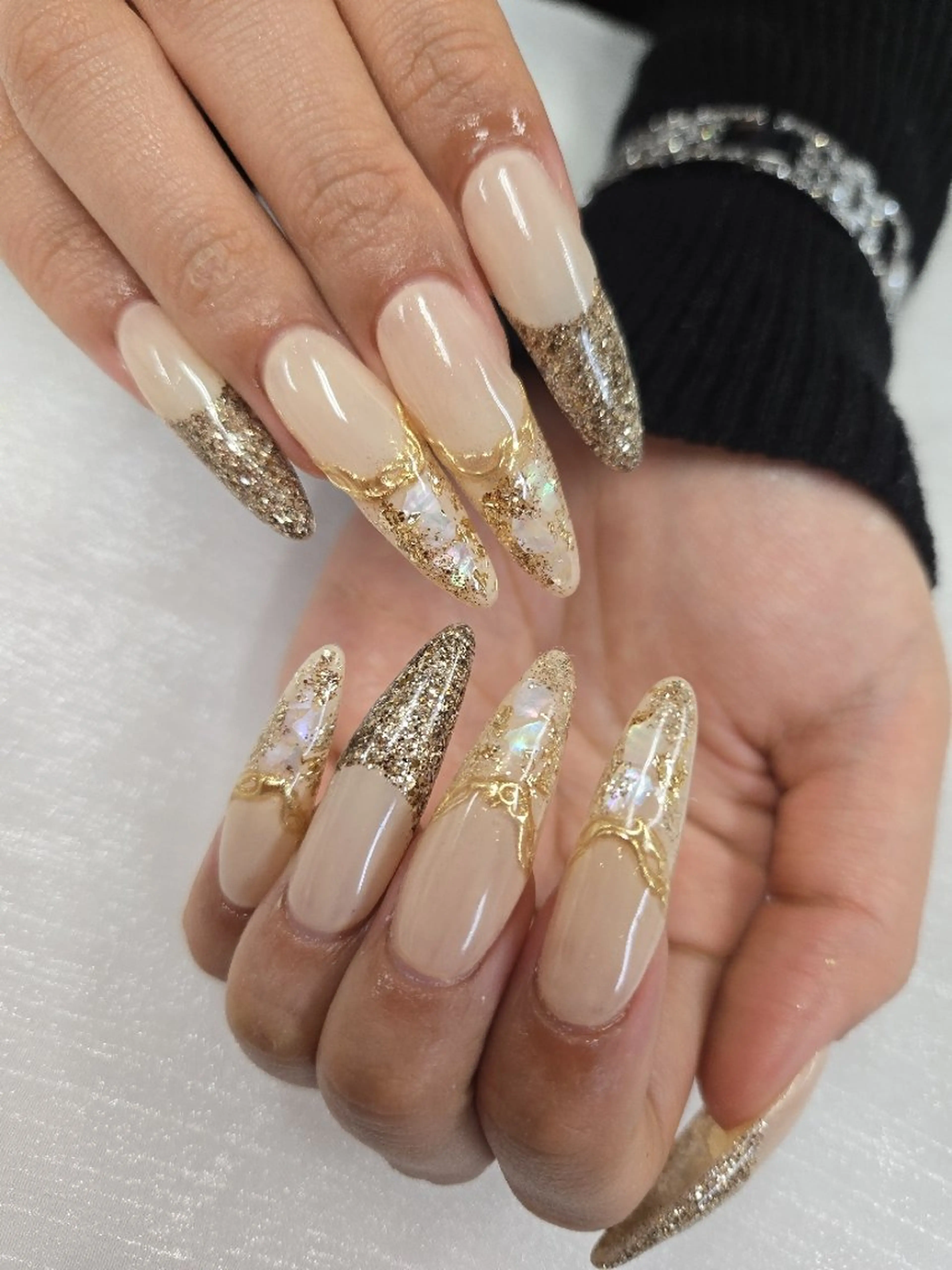 ネイル アートネイル オーロラネイル チークネイル ジェルネイル グラデーション ハンドネイル 河野ちえ (雑誌掲載サロン)のネイルデザイン