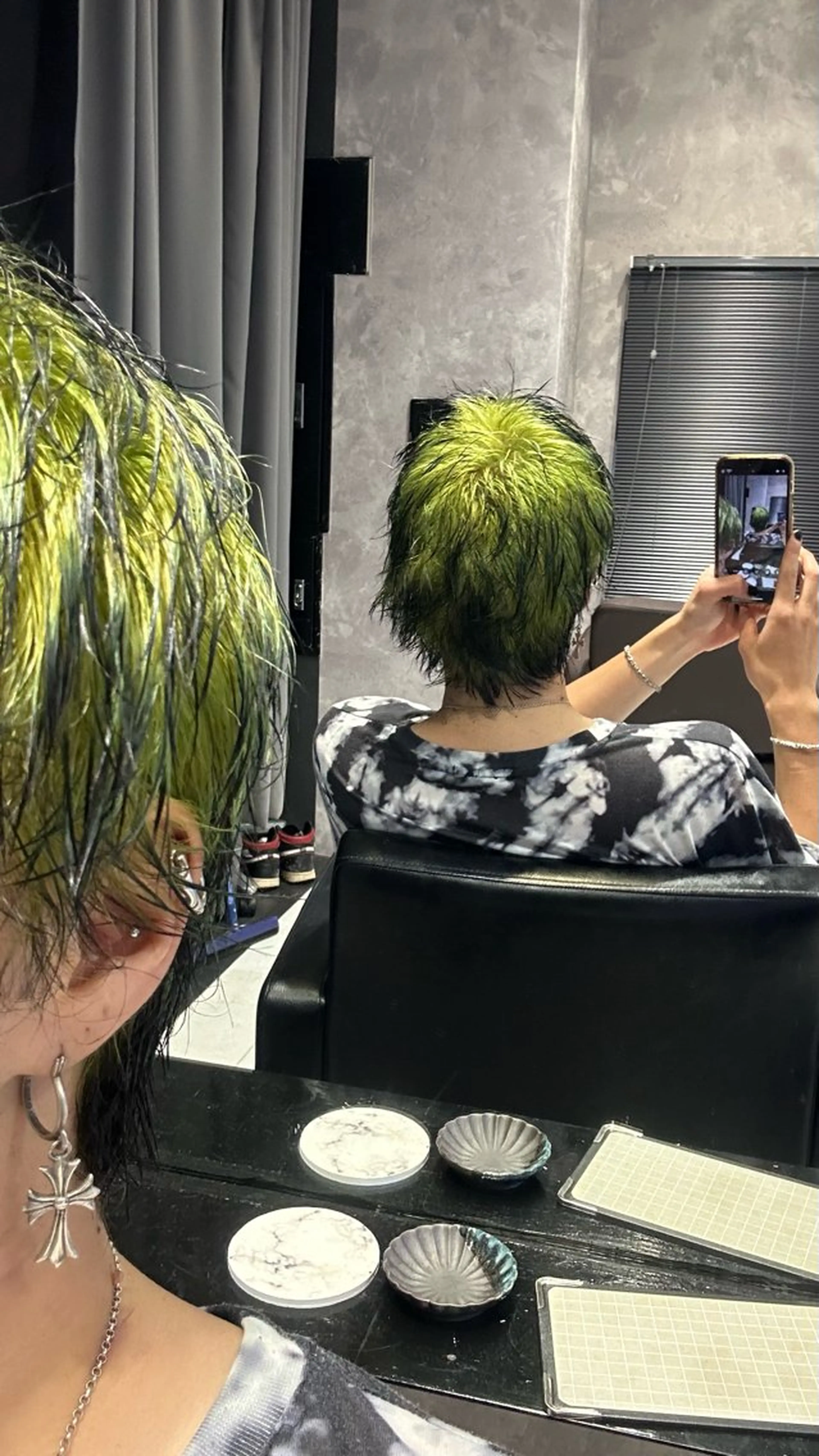 ショート メンズ TAKUMI ハイトーン/ウルフのヘアスタイル