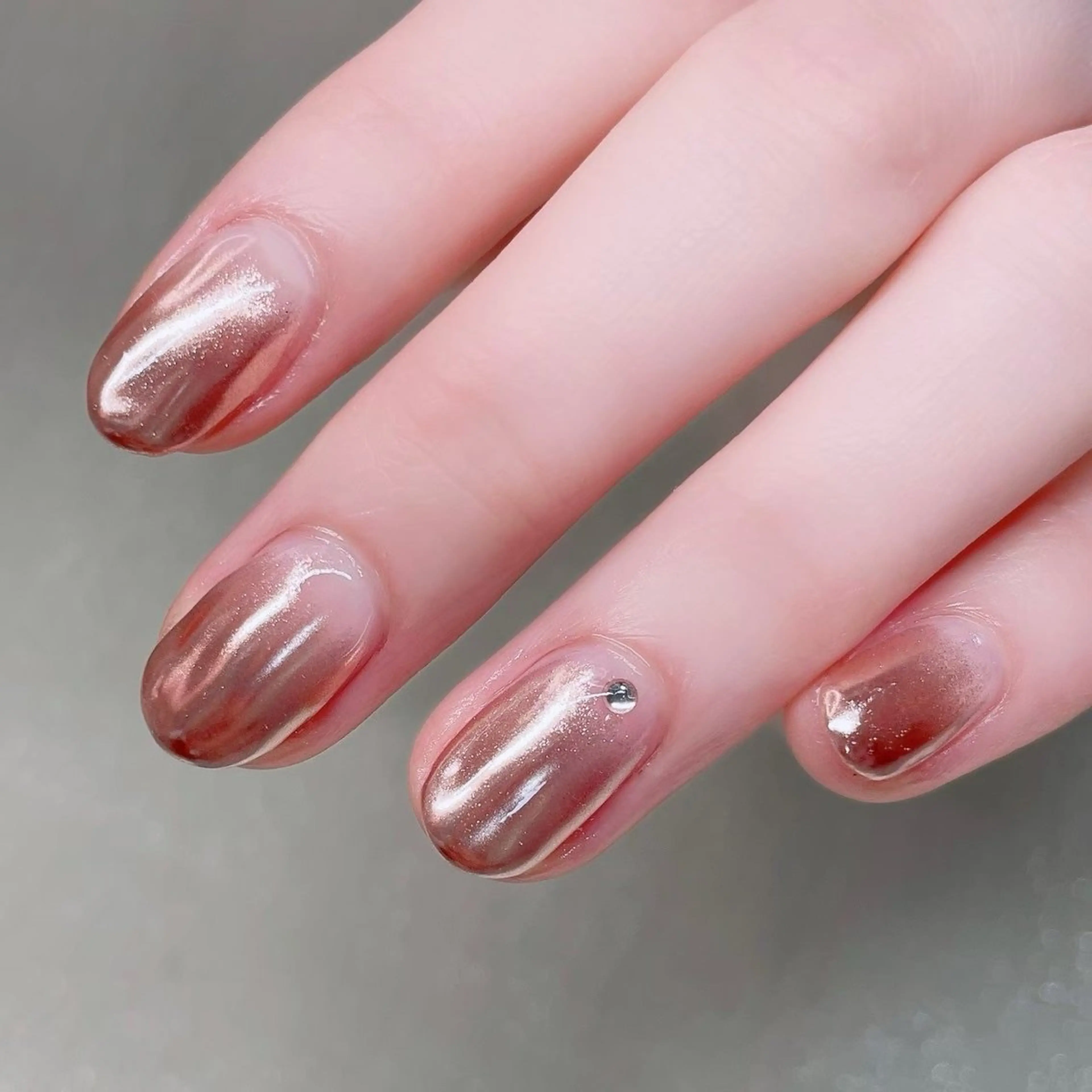 ネイル 長さ出し グラデーション ストーンネイル ハンドネイル Nailist SUZU所属・Nailist suzuのネイルデザイン