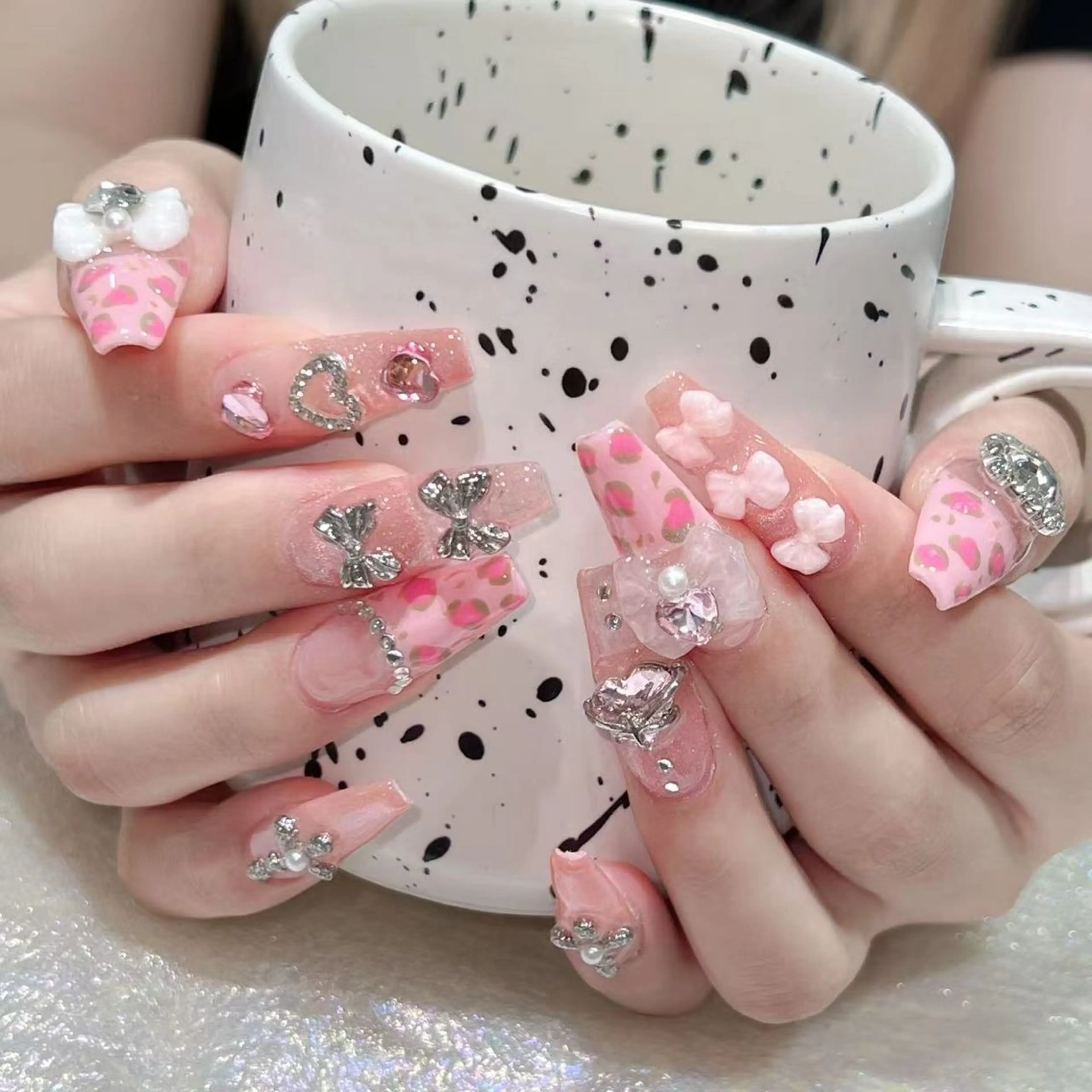 ネイル ハンドネイル Queens マオのネイルデザイン