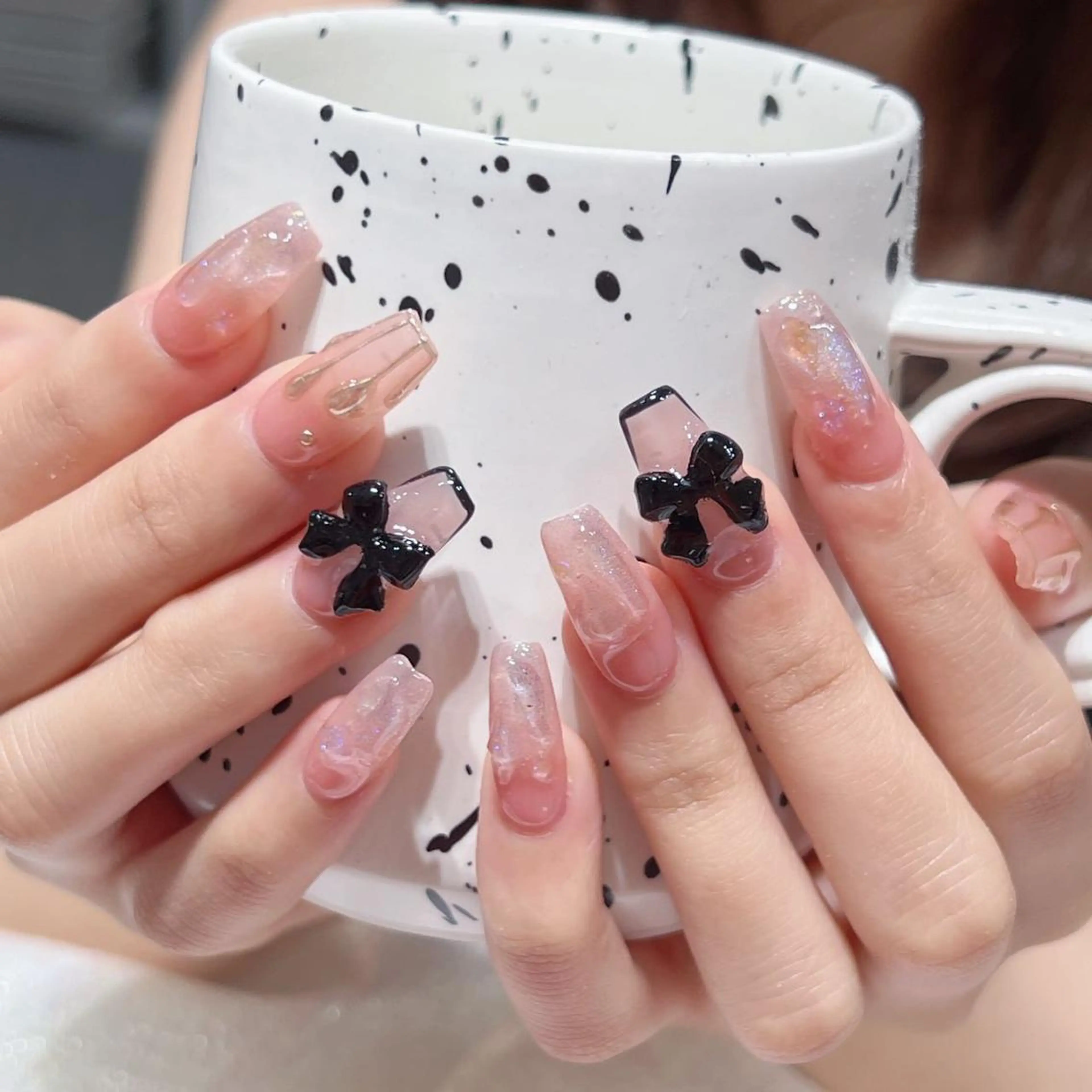 ネイル アートネイル 長さ出し ネイルチップ Queens マオのネイルデザイン