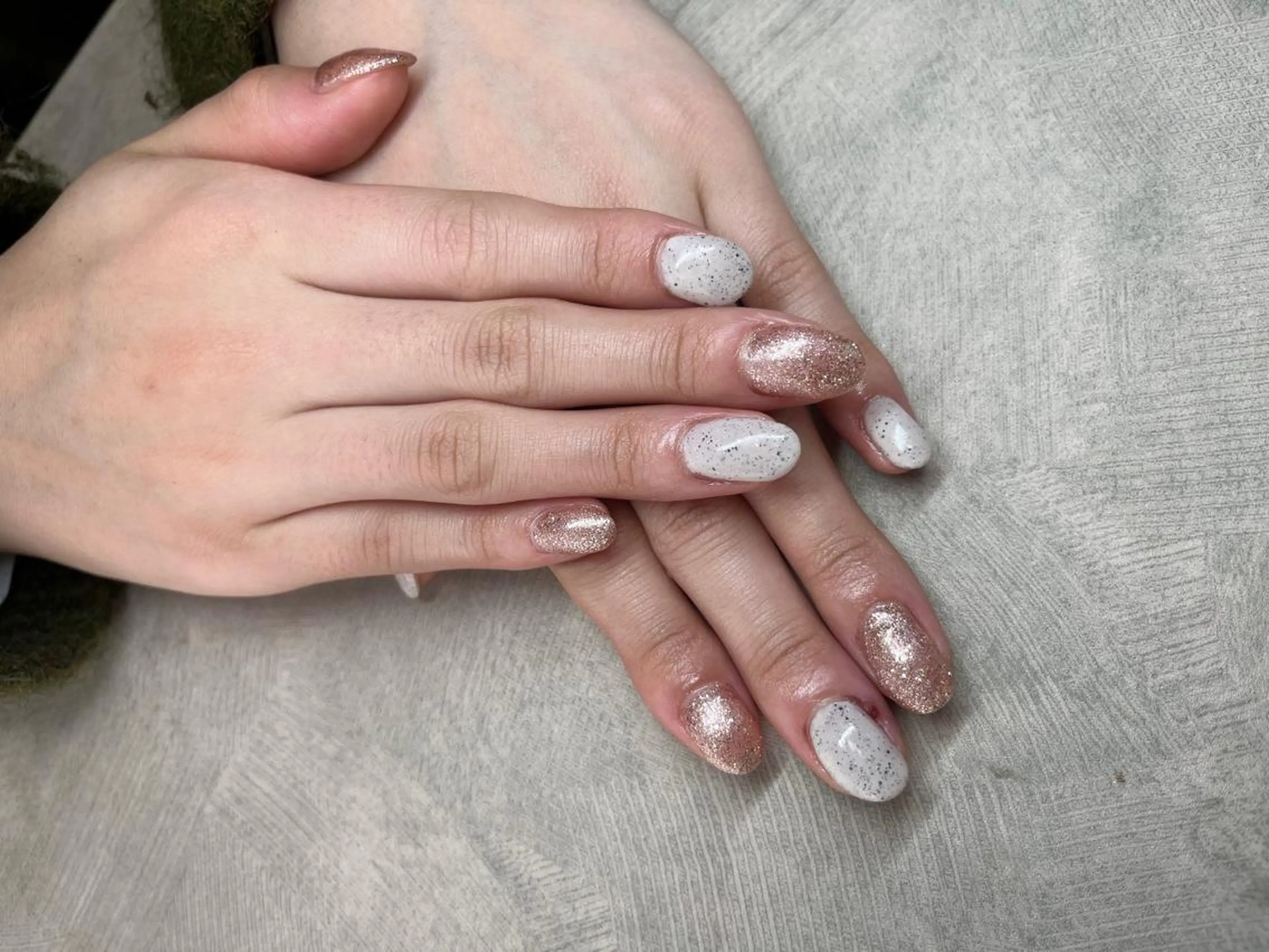ネイル ジェルネイル ラメ(グリッター) ハンドネイル MIKA ♡のネイルデザイン