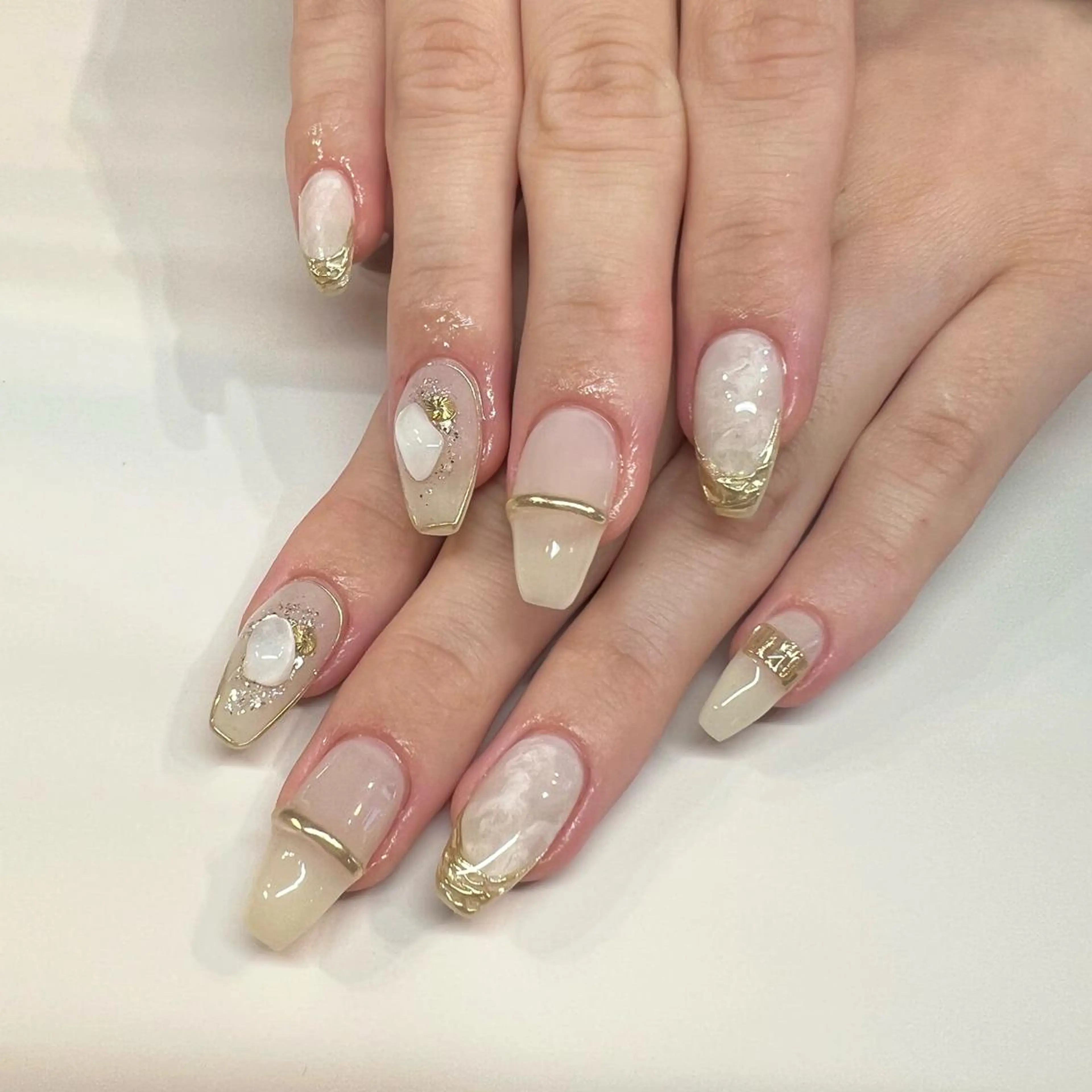 ネイル WEZU NAILのネイルデザイン