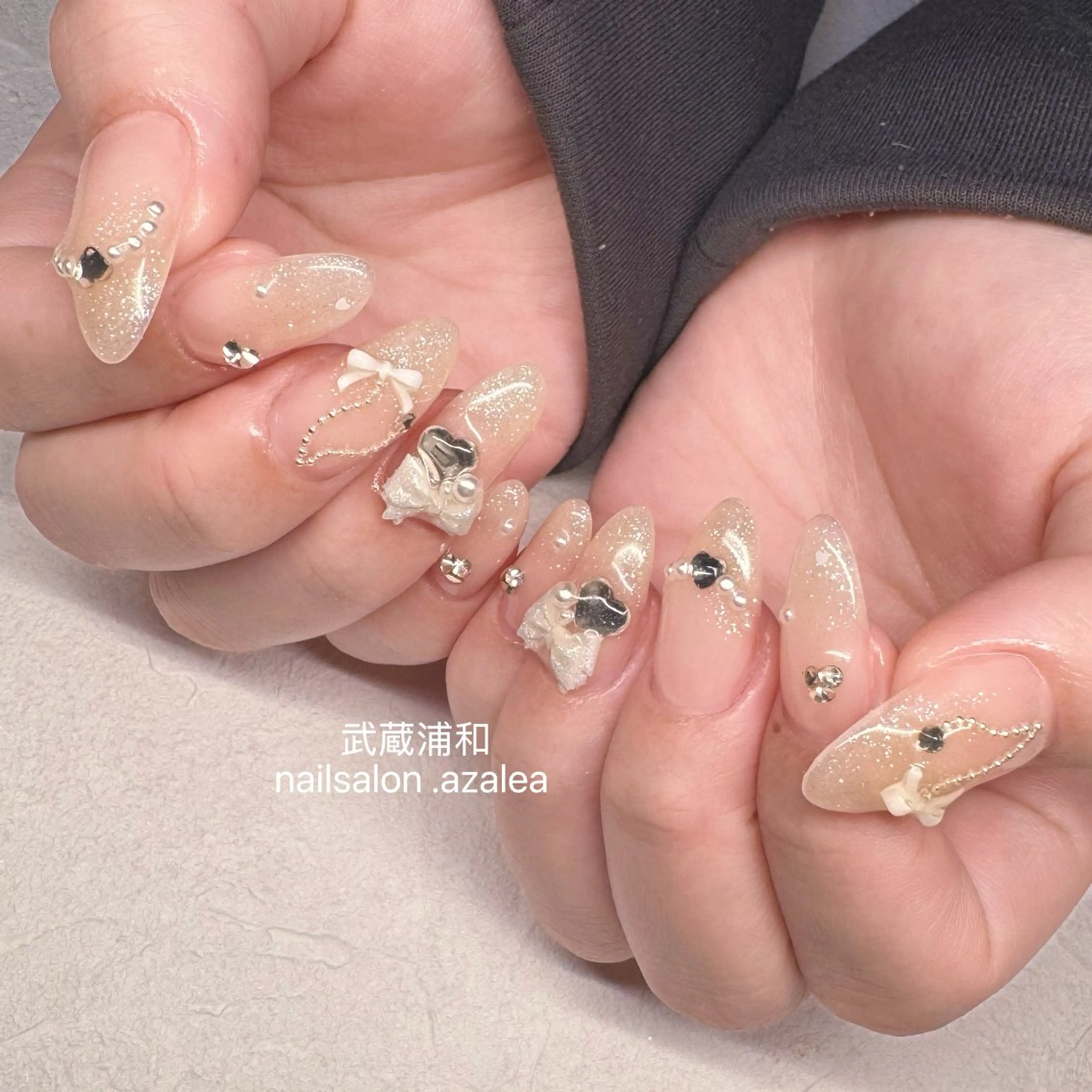 ネイル ハンドネイル R inのネイルデザイン