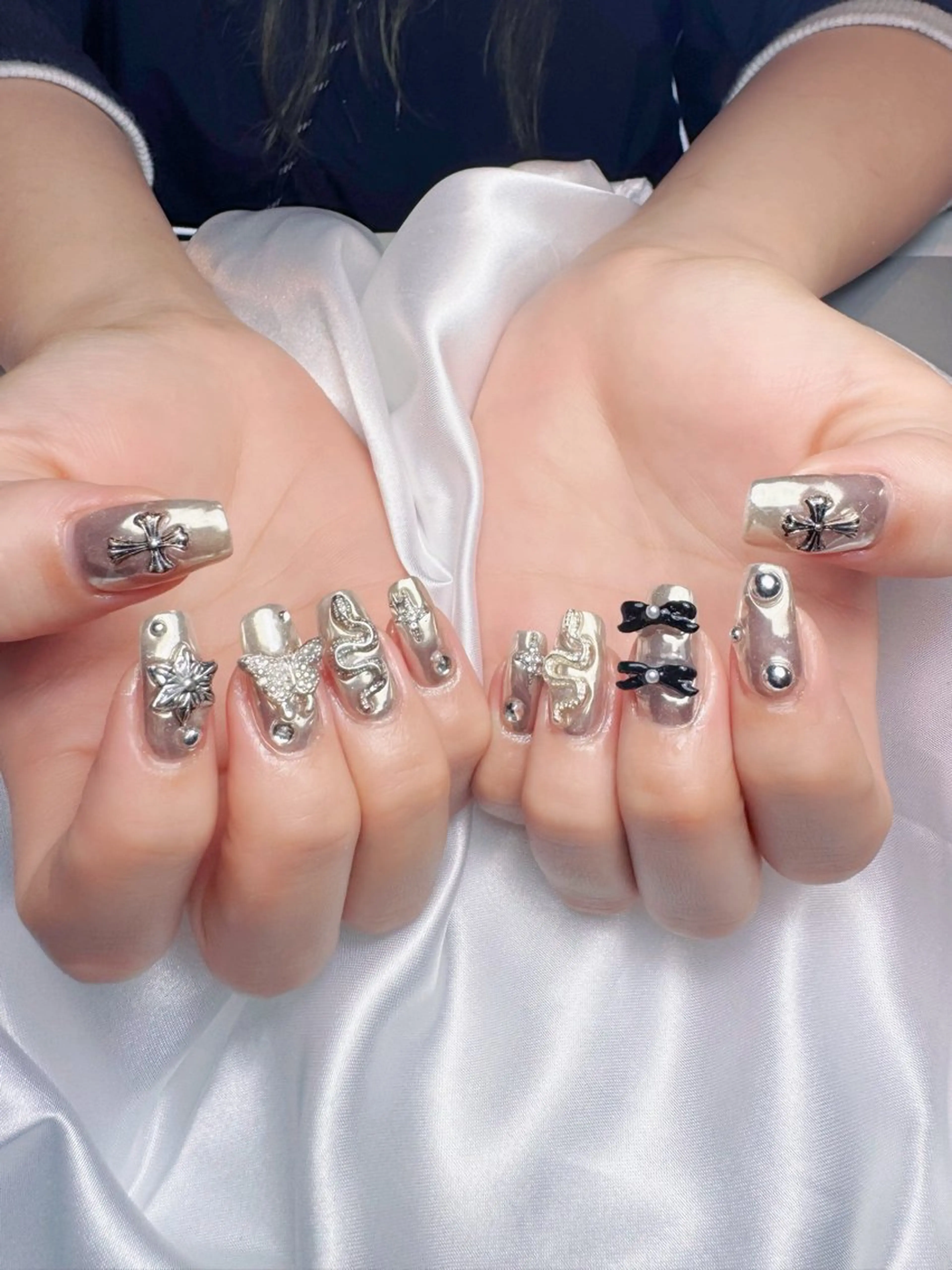 ネイル ハンドネイル 大塚眉毛|ハンドケア |肌管理の眉毛・アイブロウイメージ