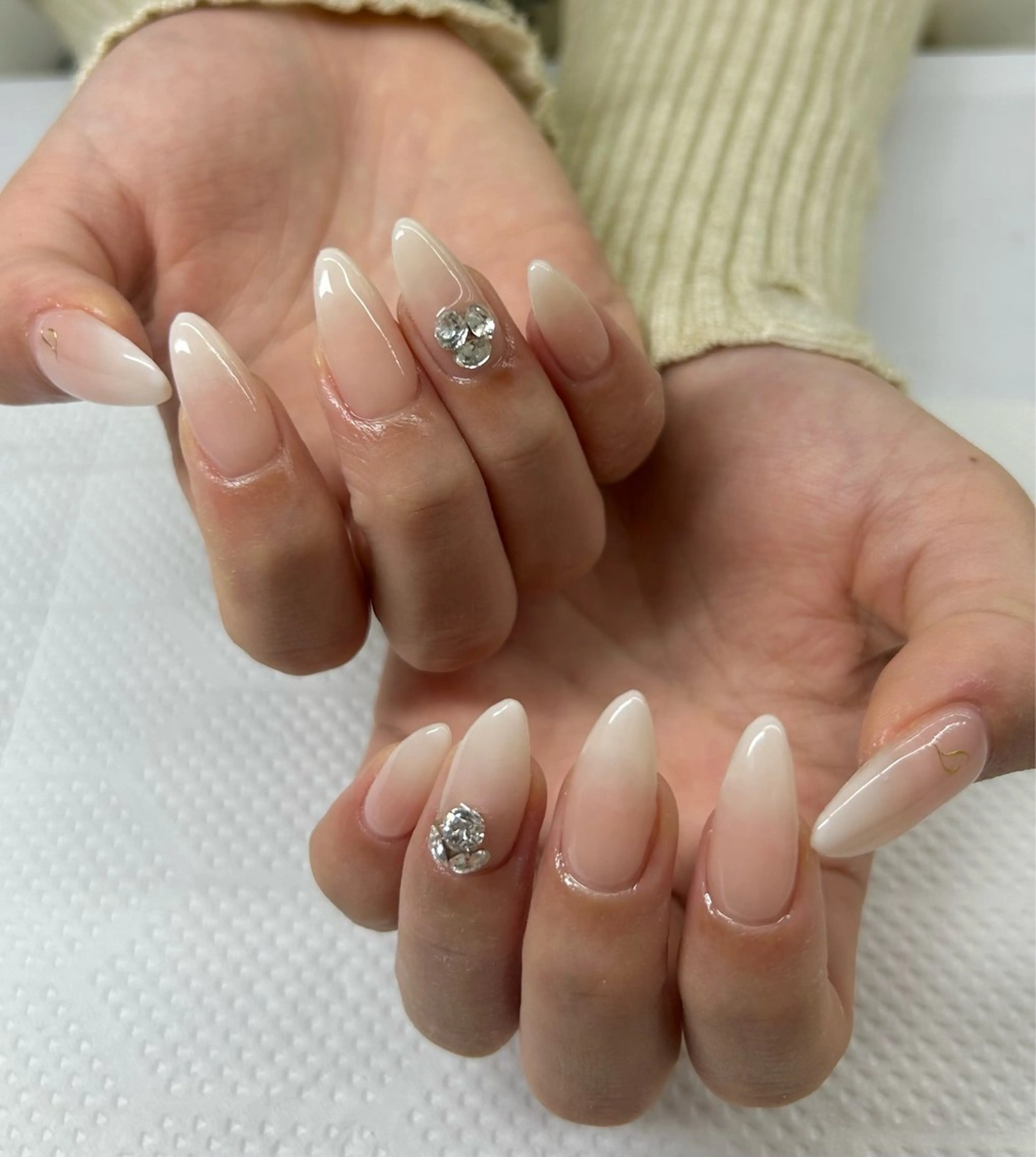 ネイル ハンドネイル 上野山 陽菜のネイルデザイン