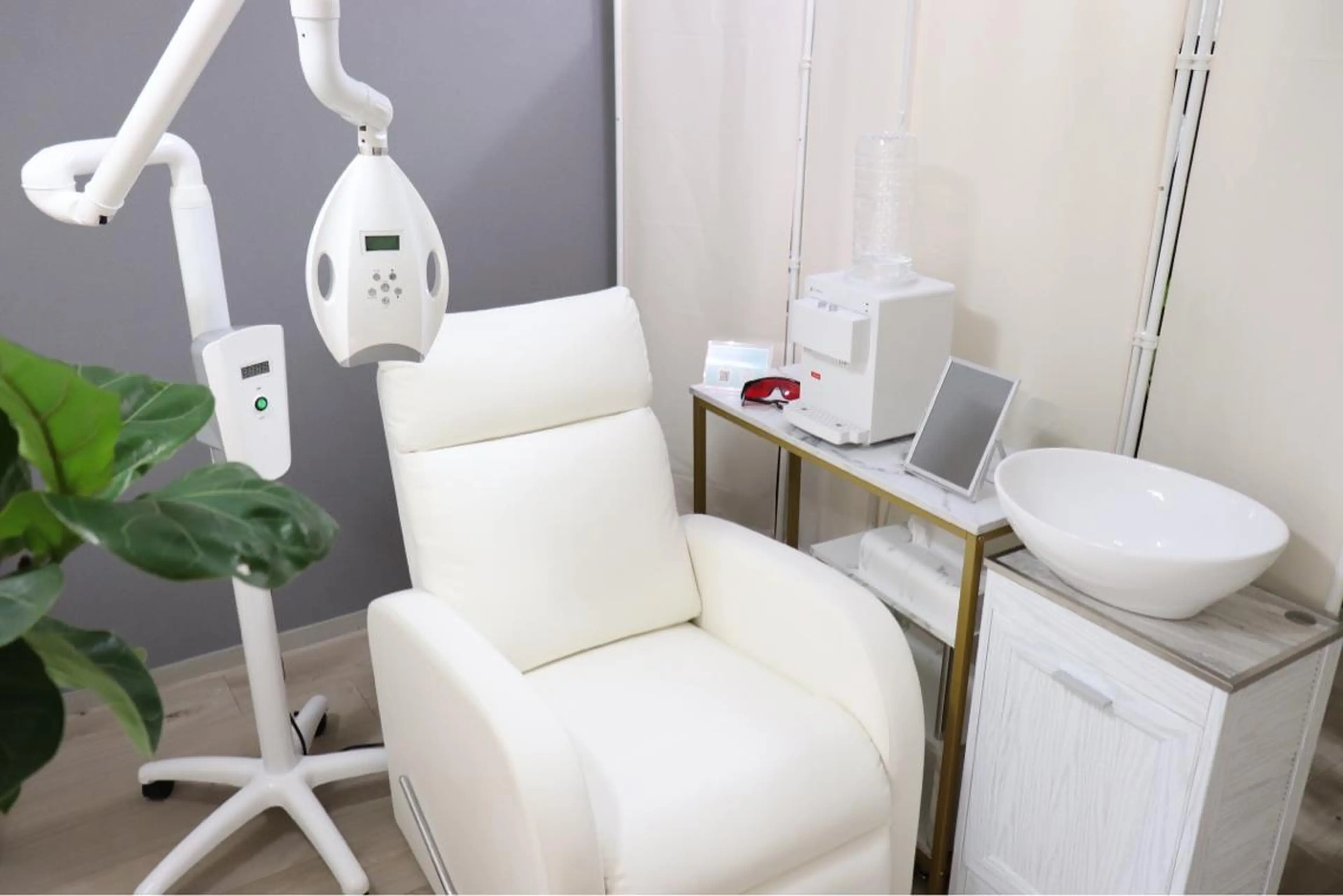 その他 ホワイトニング専門店 WHITE天神店のエステ・リラクイメージ