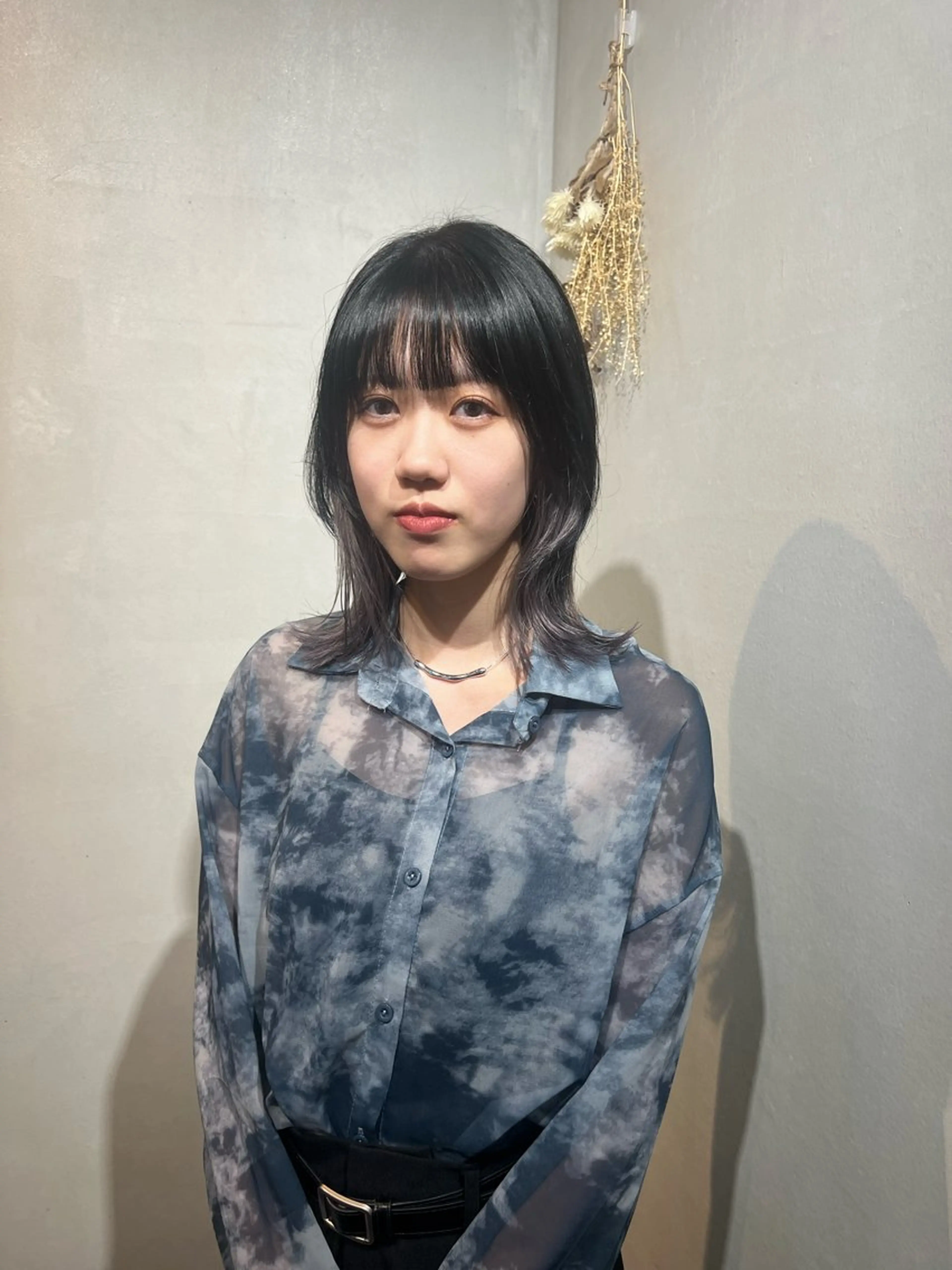 ミディアム カット ヘアカラー トリートメント Aya/四条烏丸/ インナーカラーのヘアスタイル