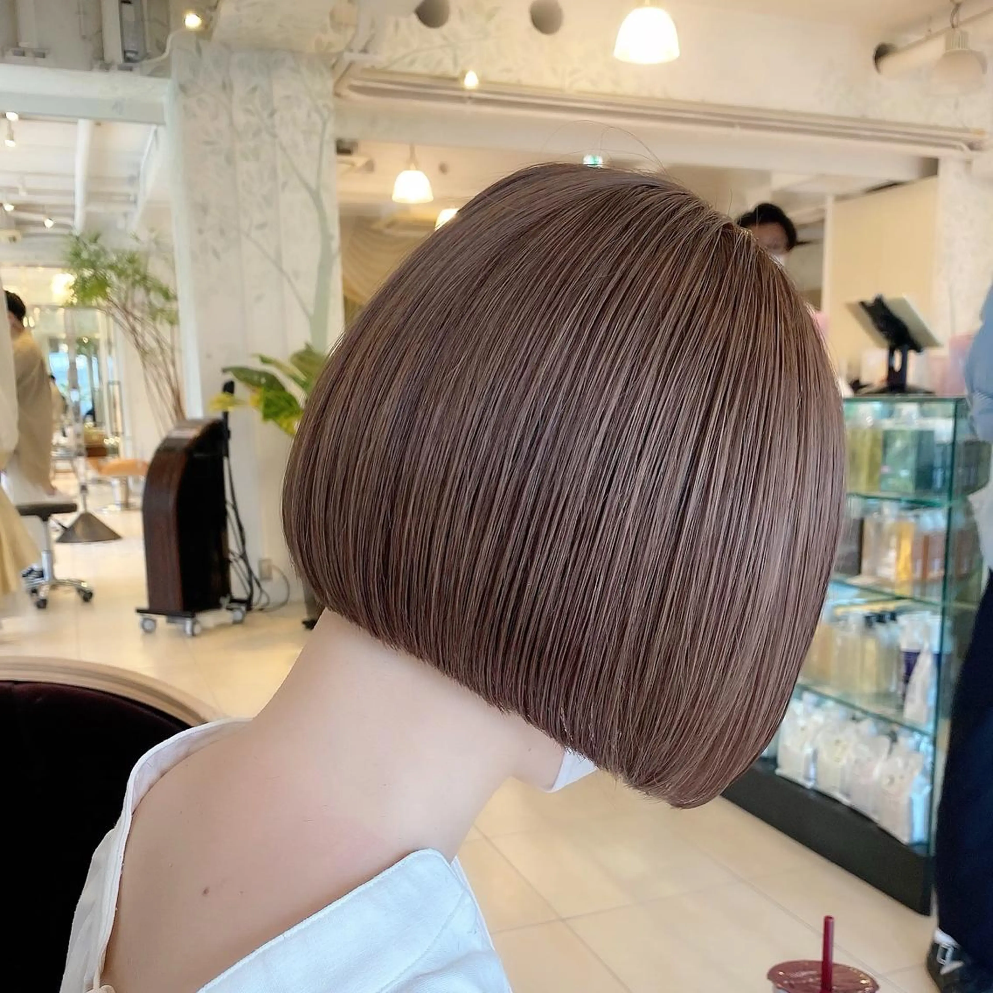 ショート ボブ顔周り 韓国遠藤小雪のヘアスタイル