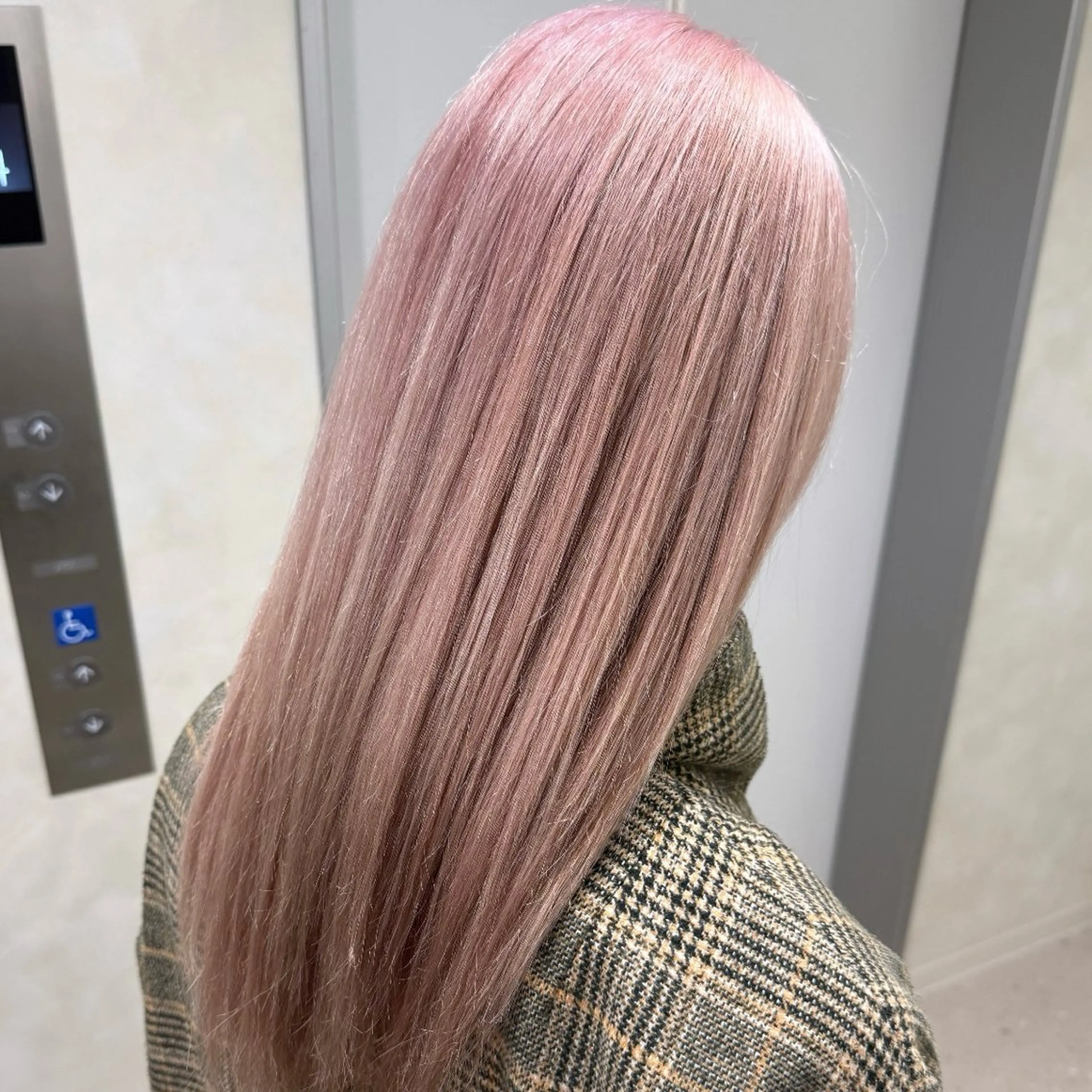 ⭐️🌈ブリーチありダブルカラー➕ quickトリートメント付き🌈⭐️の写真