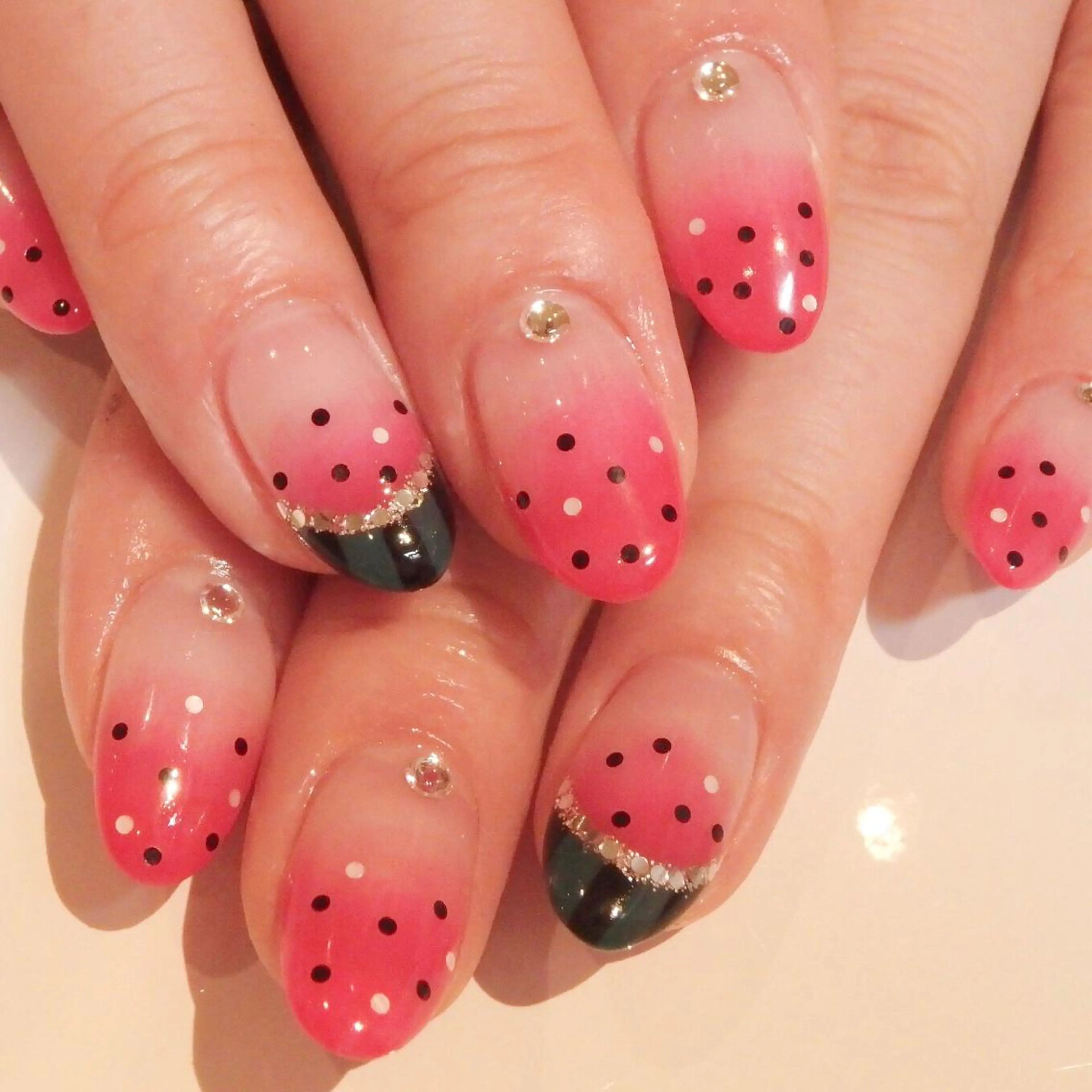 ネイル Hisaka Mikiのネイルデザイン