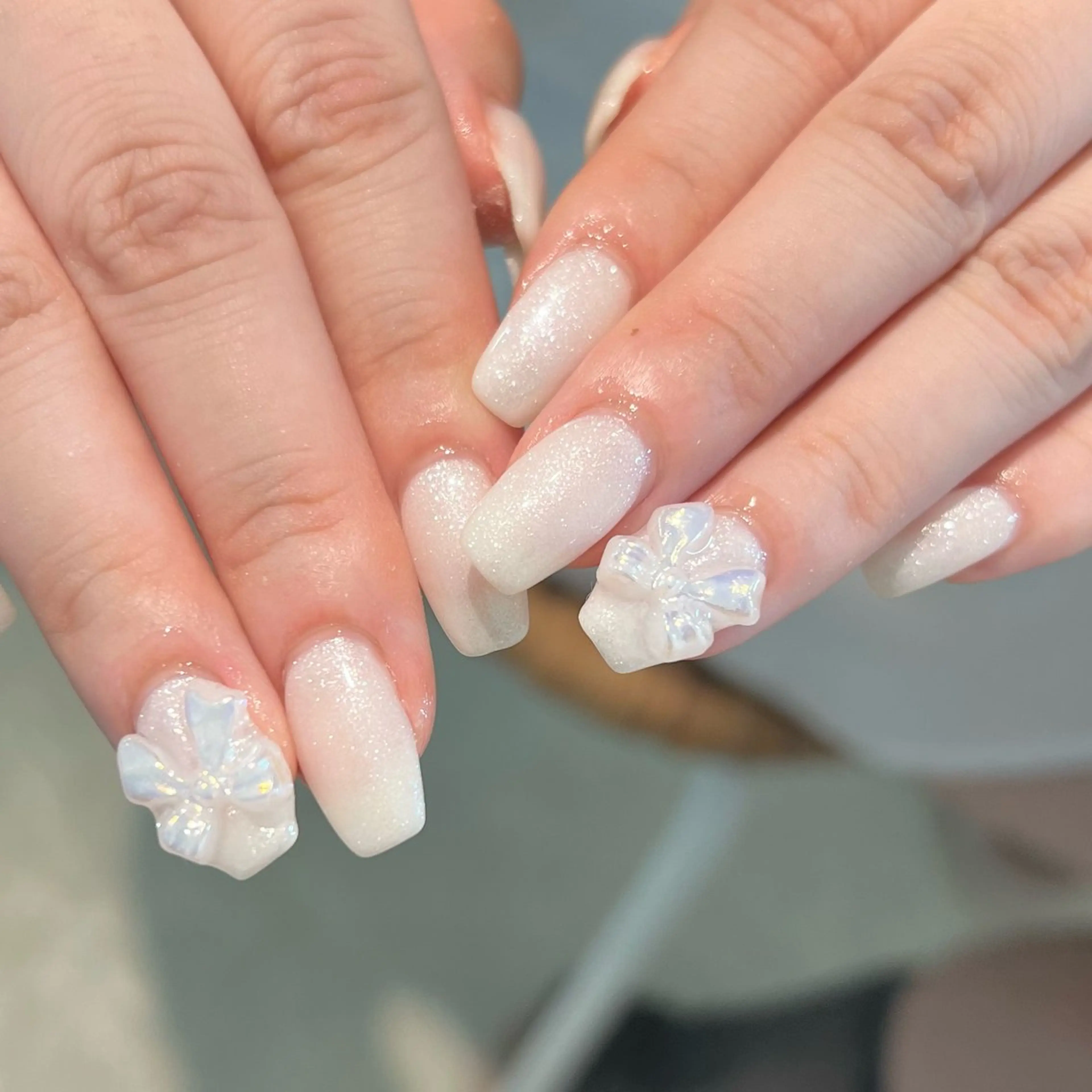 ネイル ホワイト sio.nail&eyebrow salon shimokitazawa2号店所属・nailist mana𖤐´-のネイルデザイン