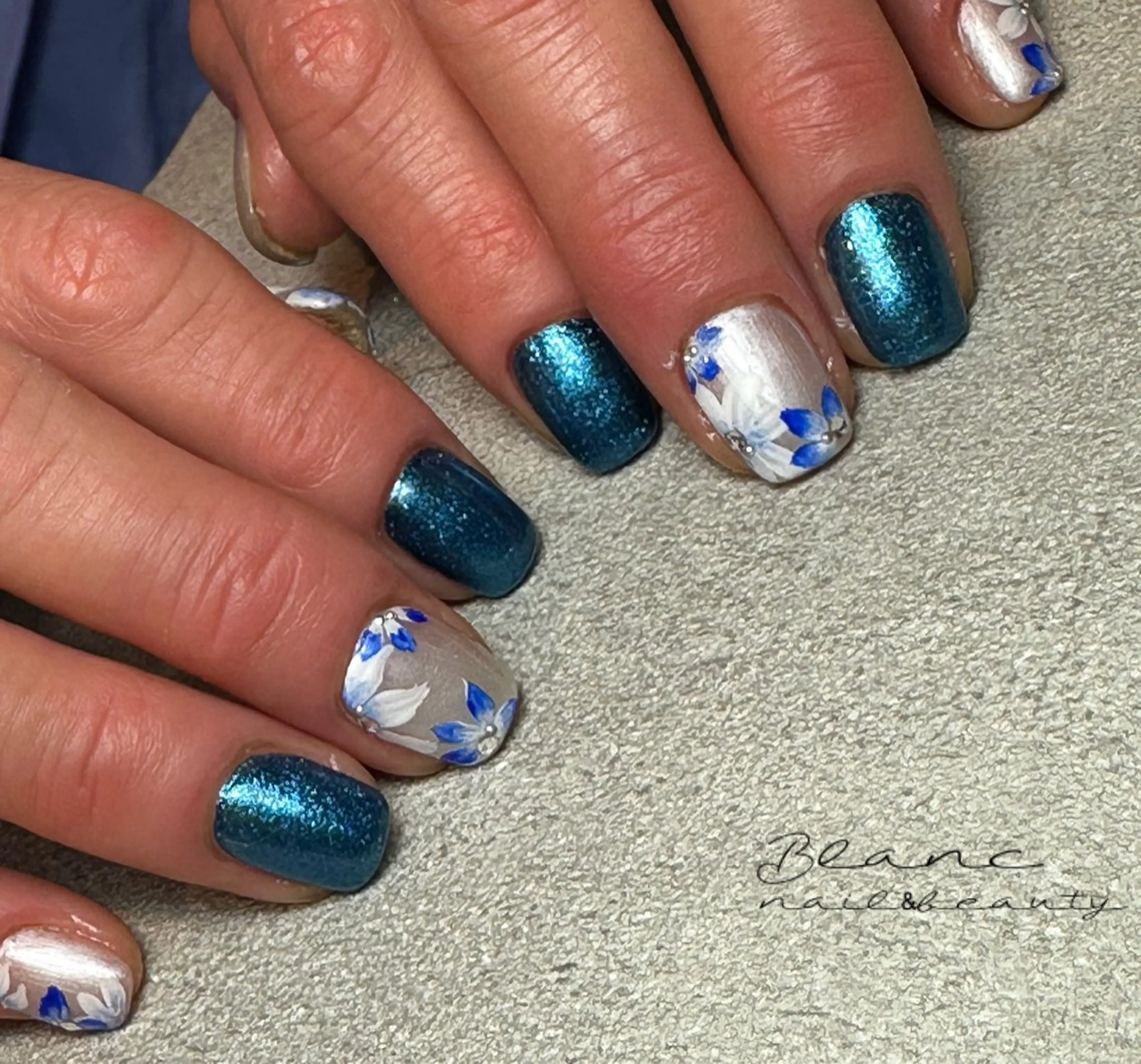 ネイル Blanc ブランのネイルデザイン