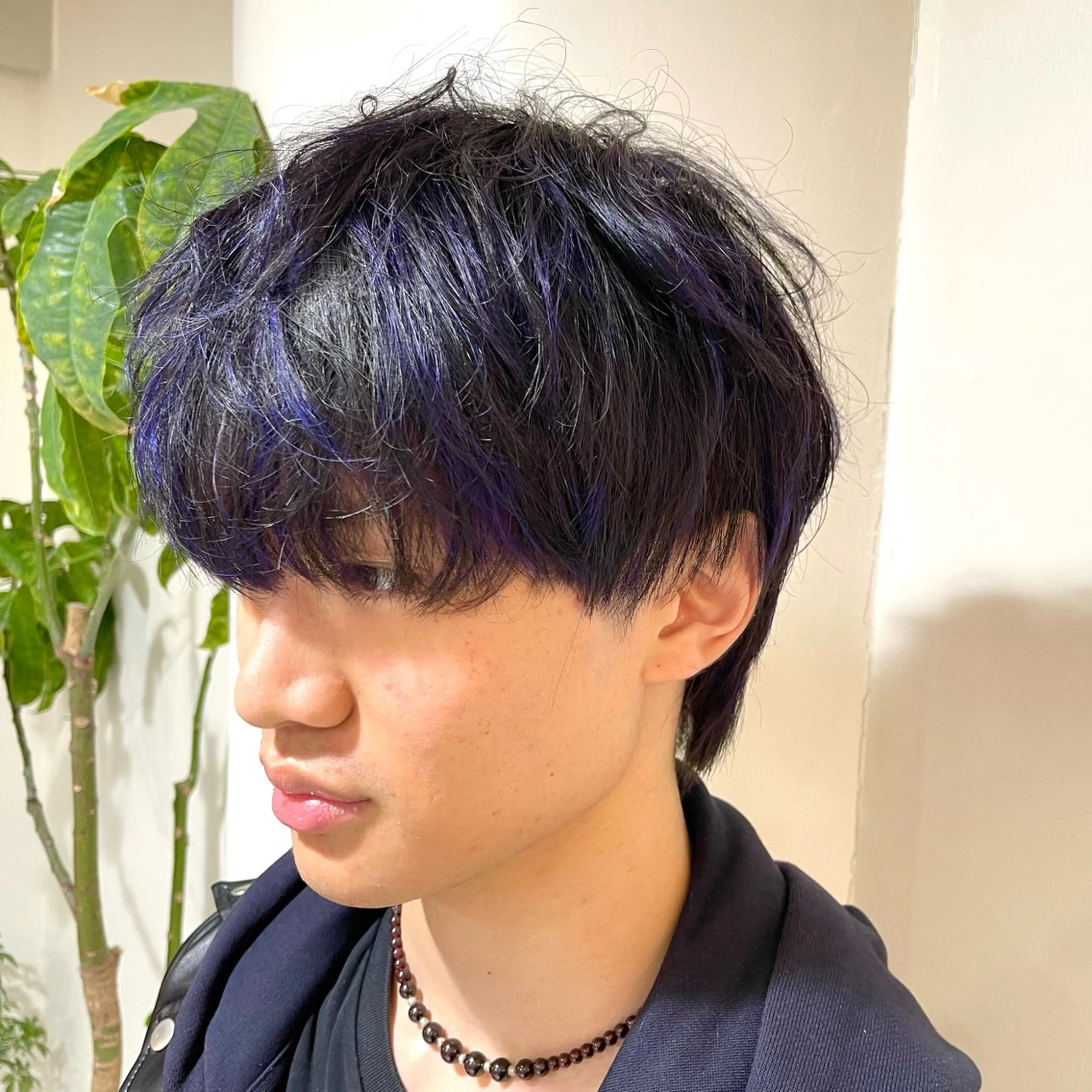 ショート カラー ブルーカラー ブルーパープル ハイライトカラー パープルカラー ハイライト 由比藤理子 ブリーチカラー🌈のヘアスタイル