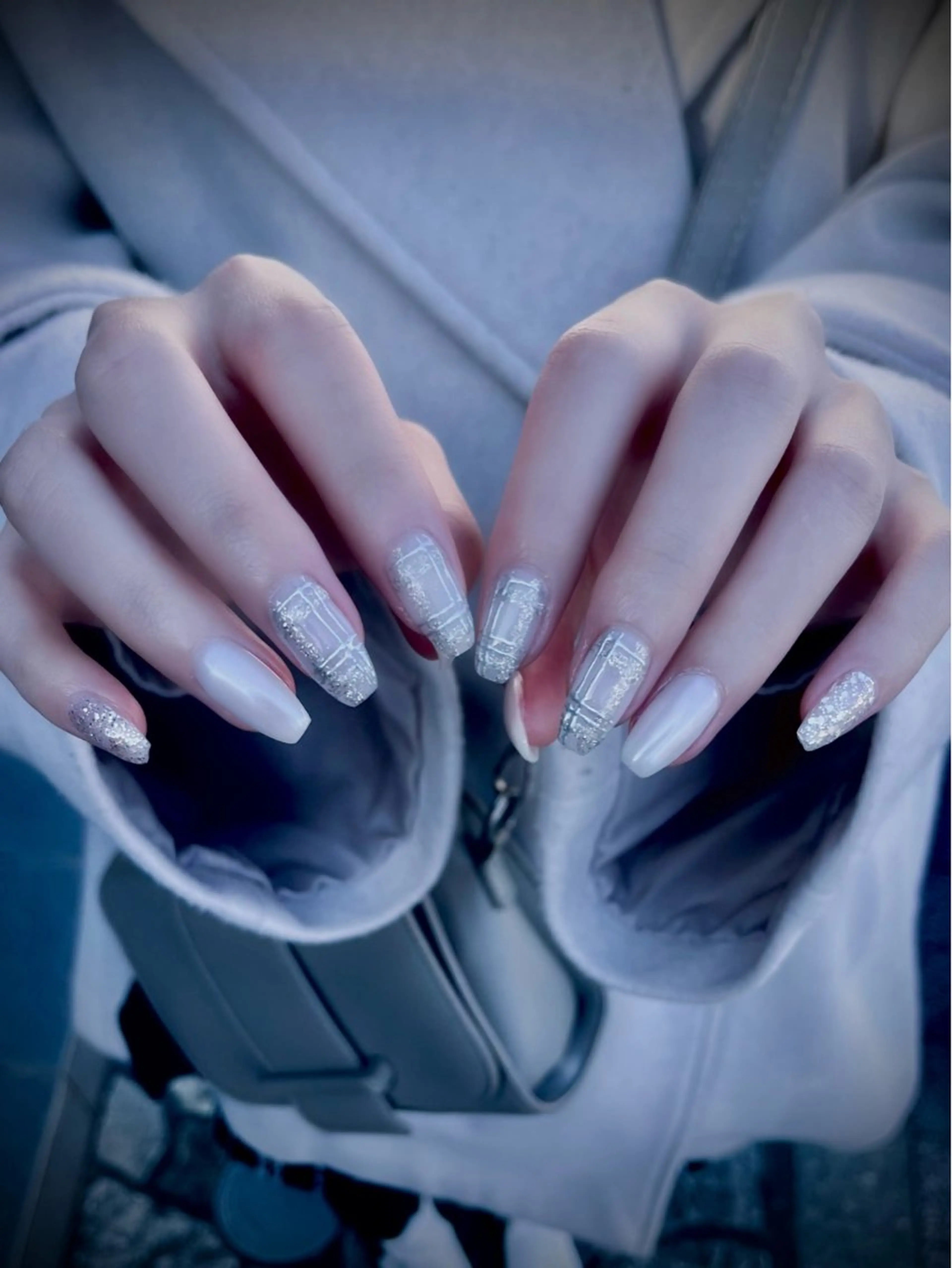 ネイル キラキラネイル マグネットネイル ワンカラーネイル スカルプネイル ワンホンネイル nine.🦋 YUKOのネイルデザイン